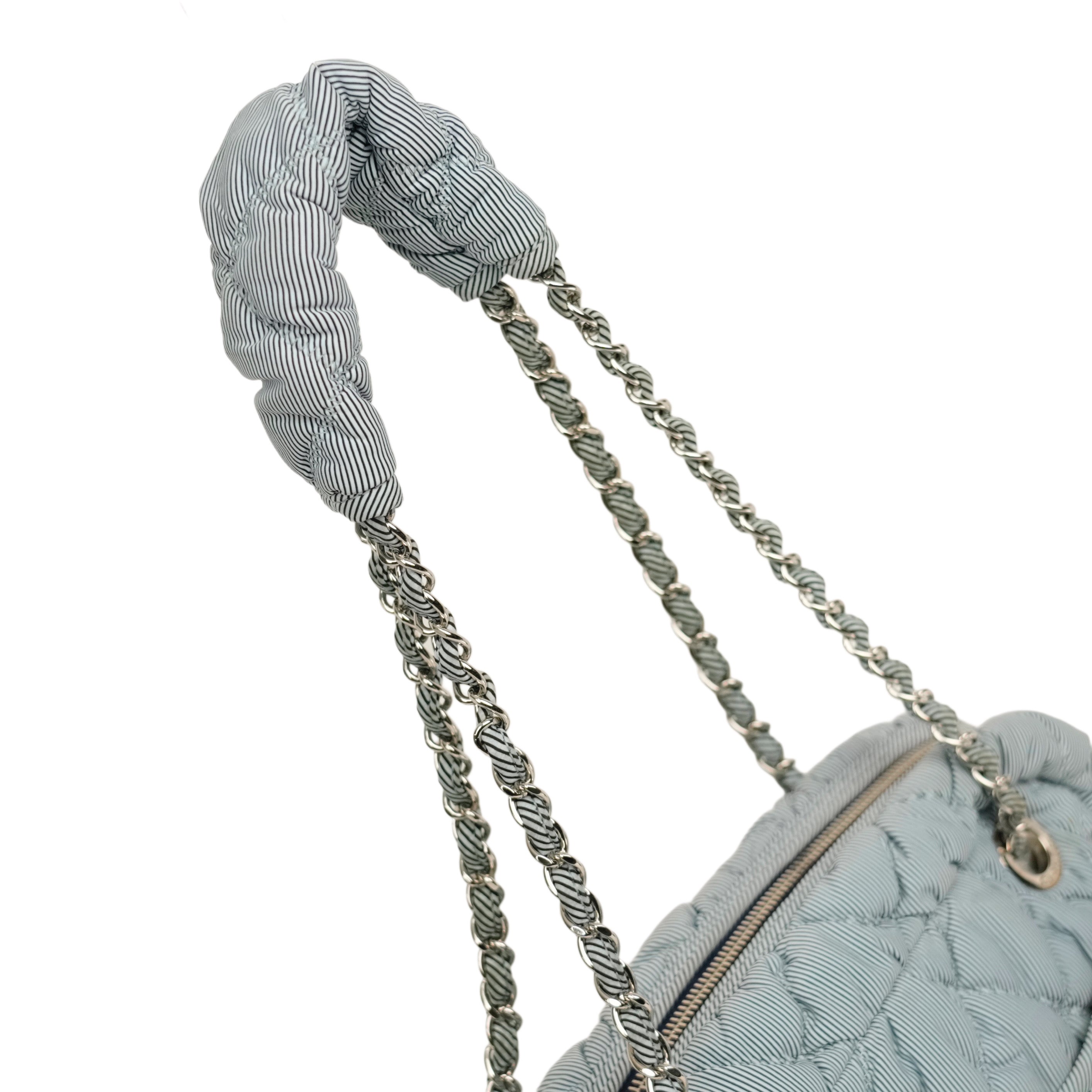 CHANEL 2009–2010 Coco Mark Bubble Quilted Chain Shoulder Bag