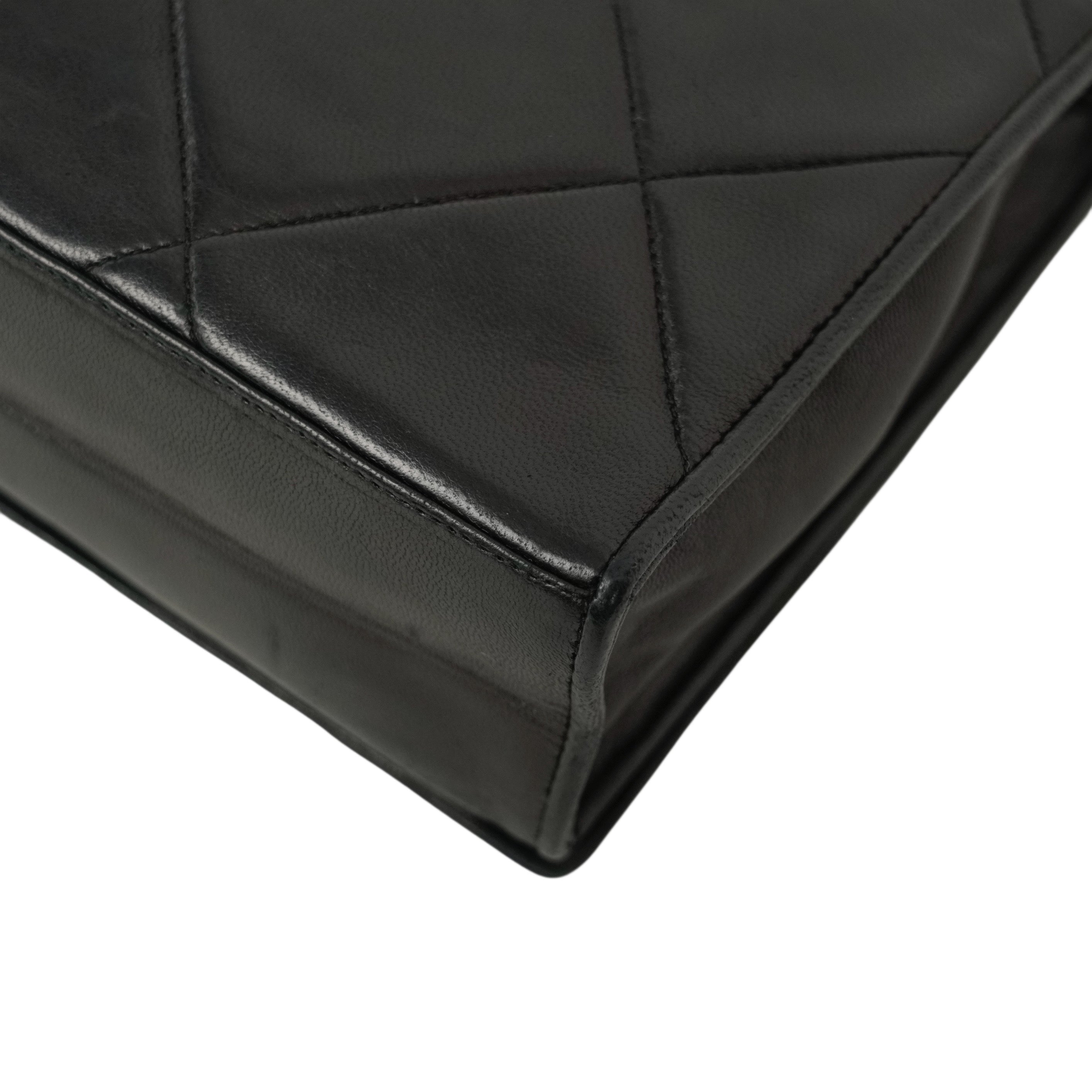 CHANEL 1986-1988Matelasse Chain Coco Mark Lambskin Shoulder Bag