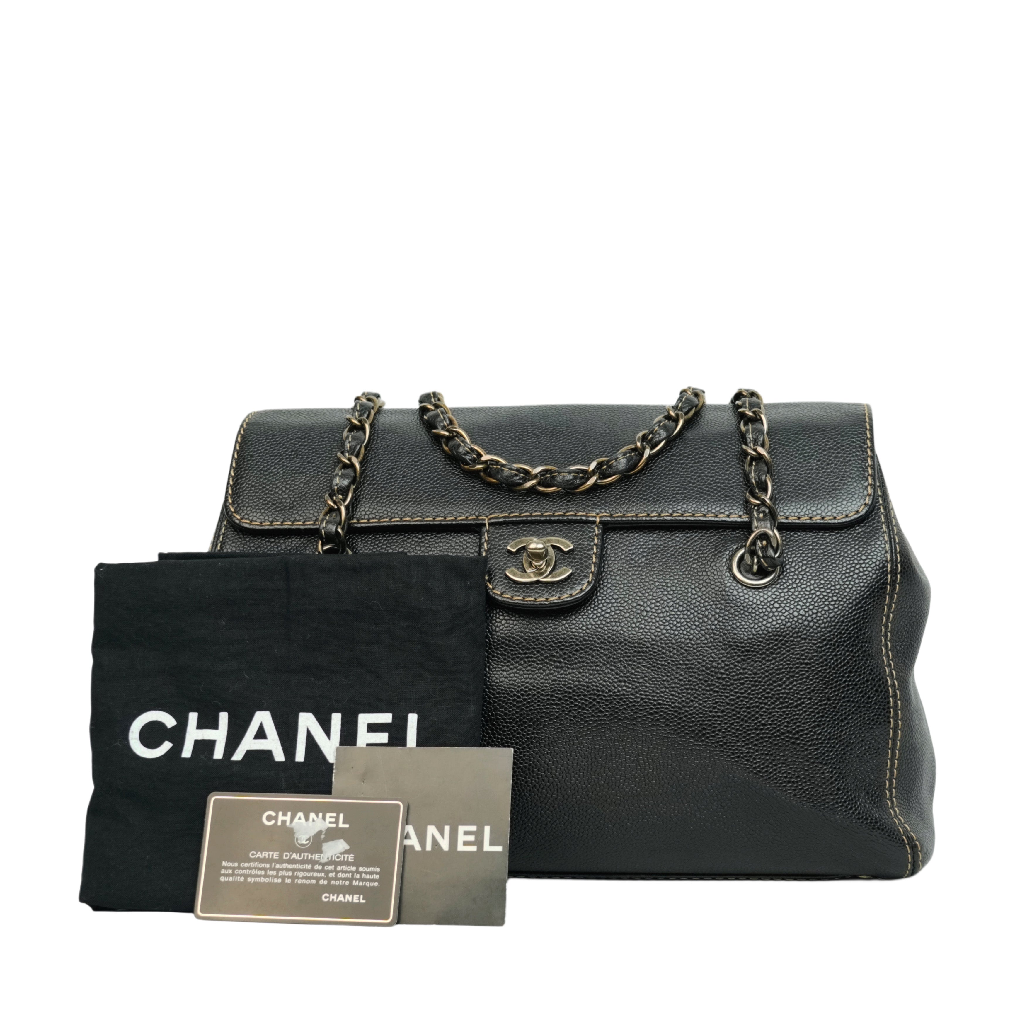 CHANEL 2002–2003 Chain Caviar Leather Shoulder Bag