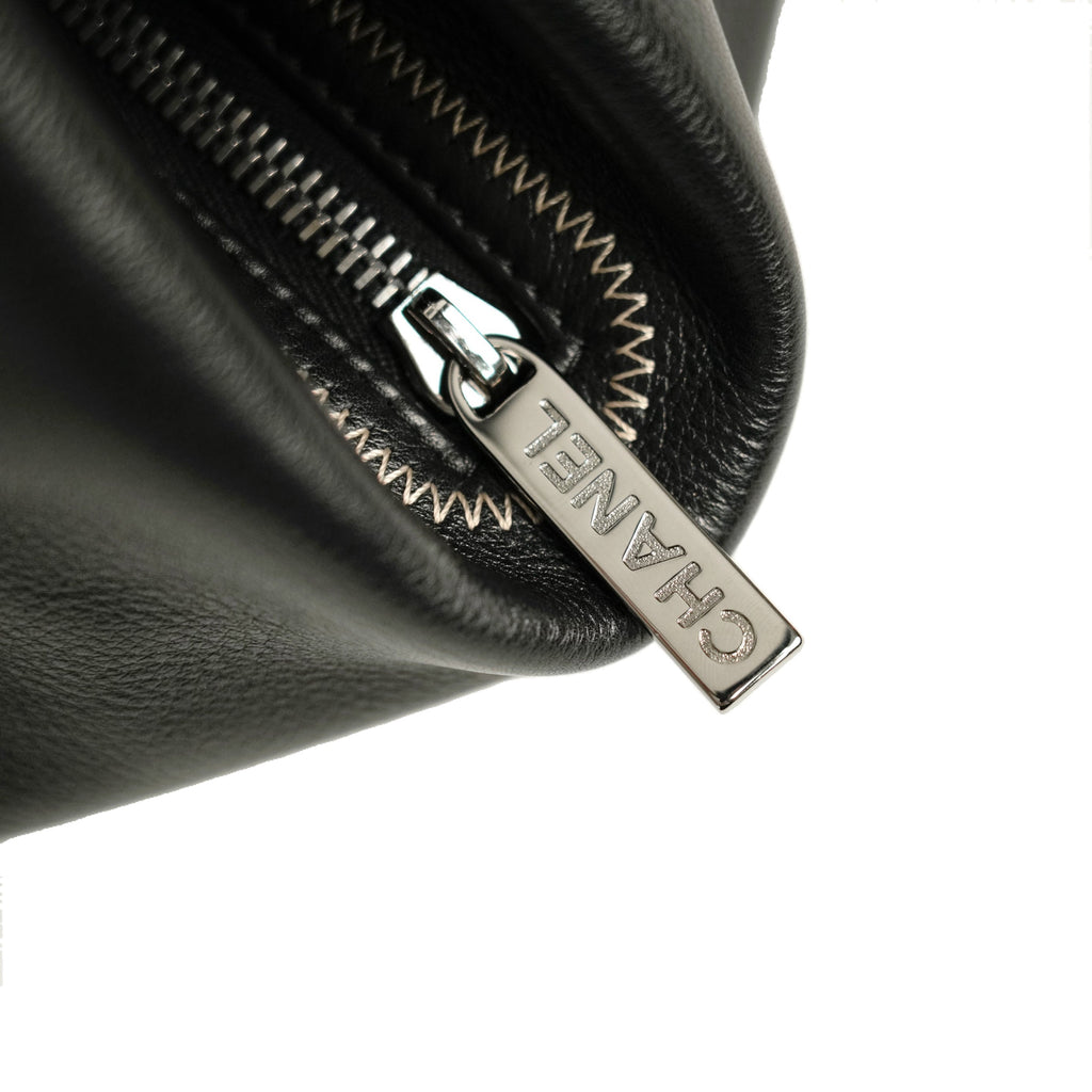CHANEL 2003-2004 Coco Mark Handbag