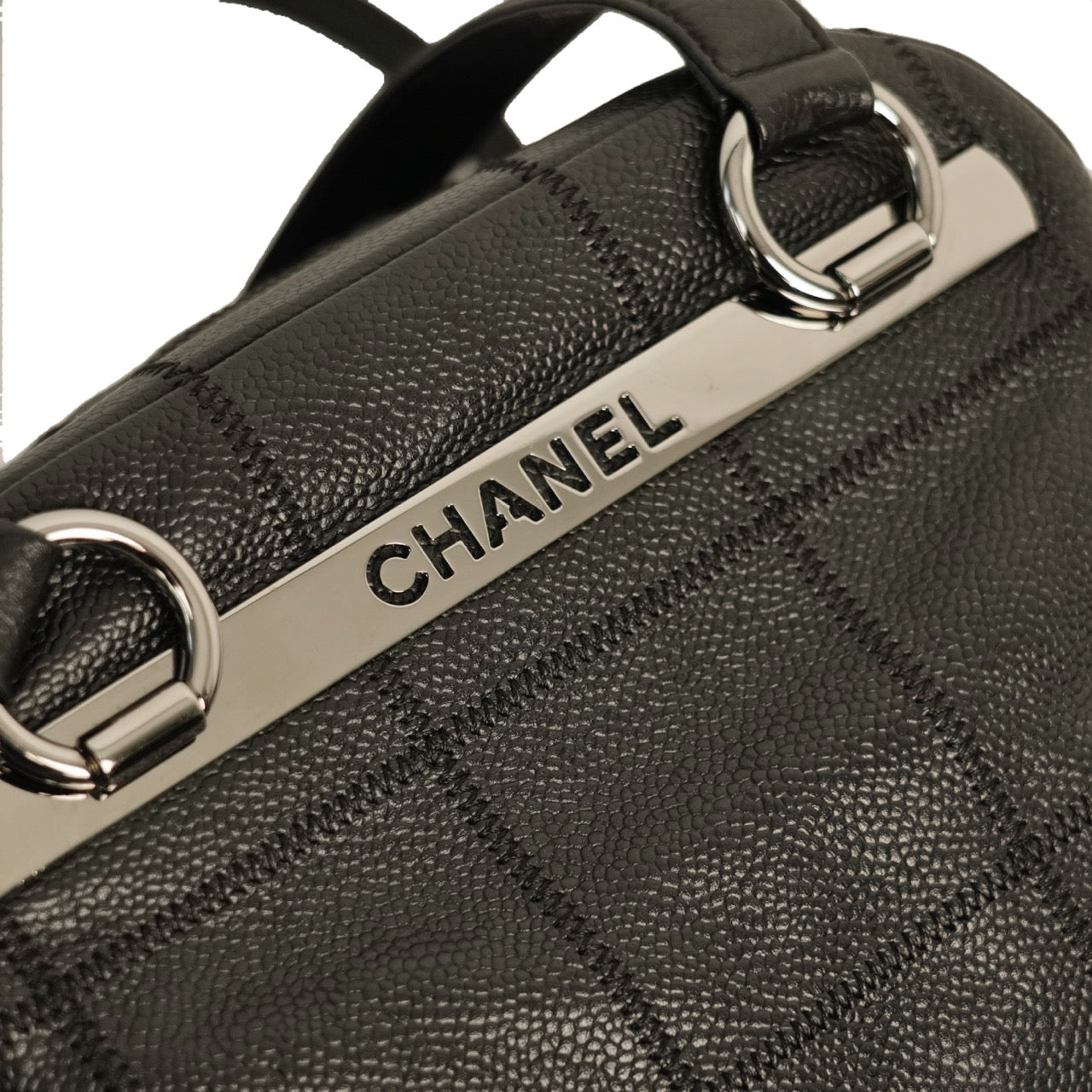 CHANEL 2004–2005 Chocolate Bar Stitch Shoulder Bag