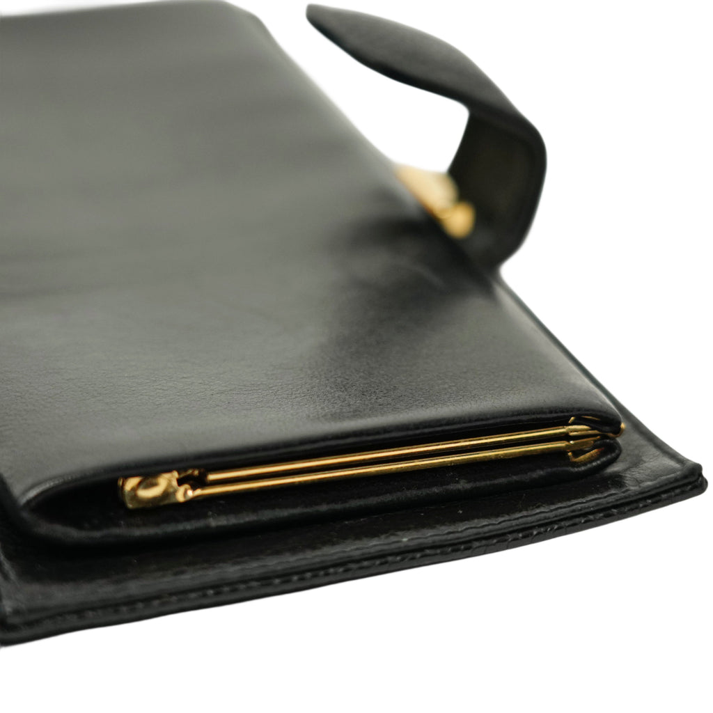 CHANEL 2003–2004 Coco Mark Caviar Skin Bifold Long Wallet