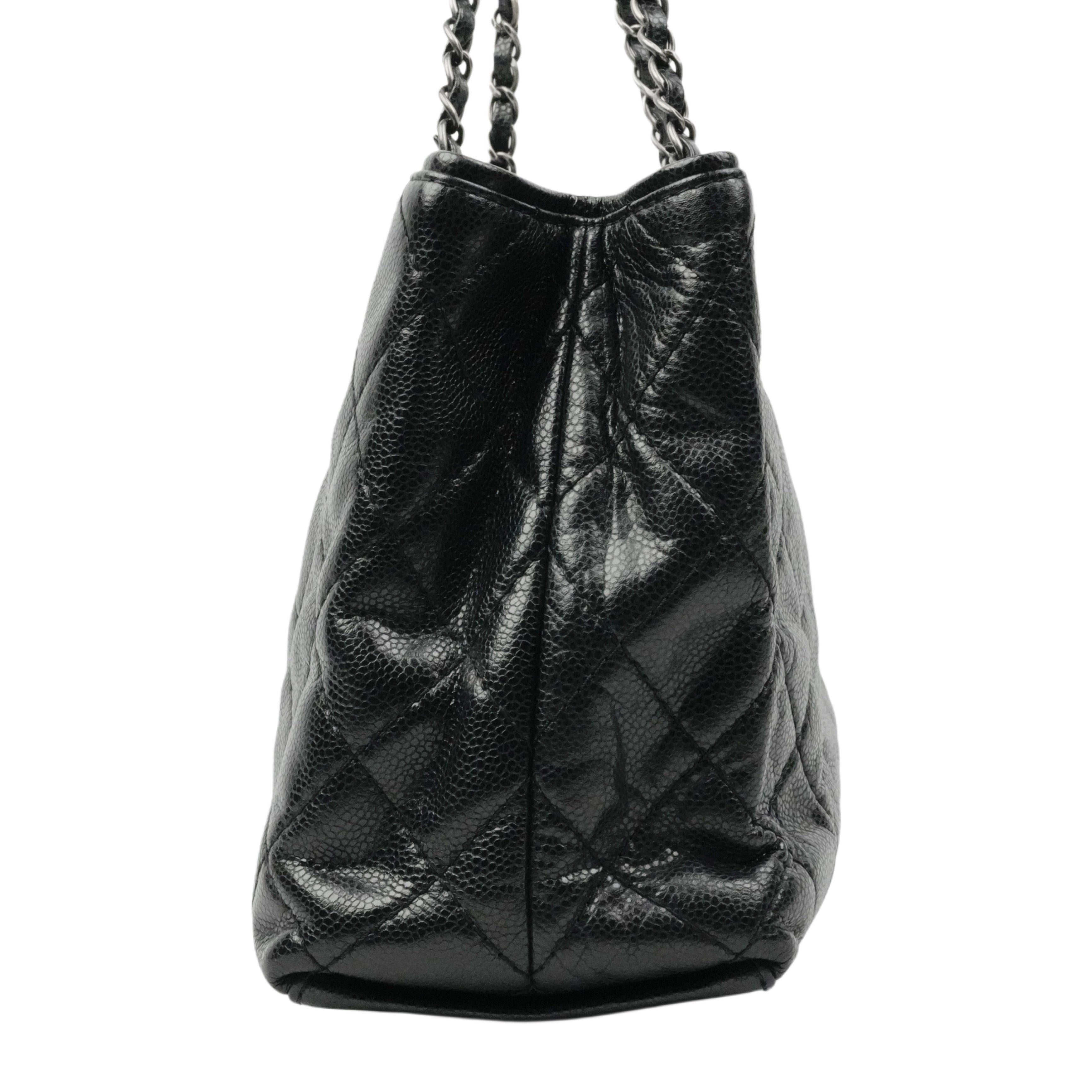 CHANEL 1991–1994 Matelassé Caviar Leather Shoulder Bag