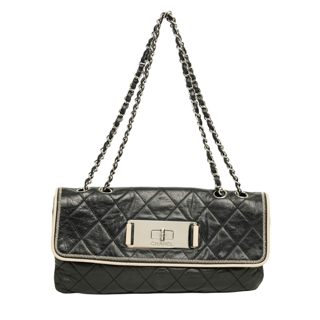 CHANEL 2008–2009 2.55 Chain Matelassé Bicolor Shoulder Bag