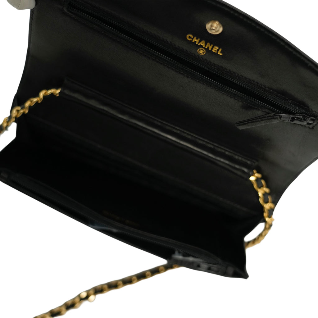 CHANEL 2002-2003 Caviar Skin Coco Mark Chain Wallet/Shoulder Bag