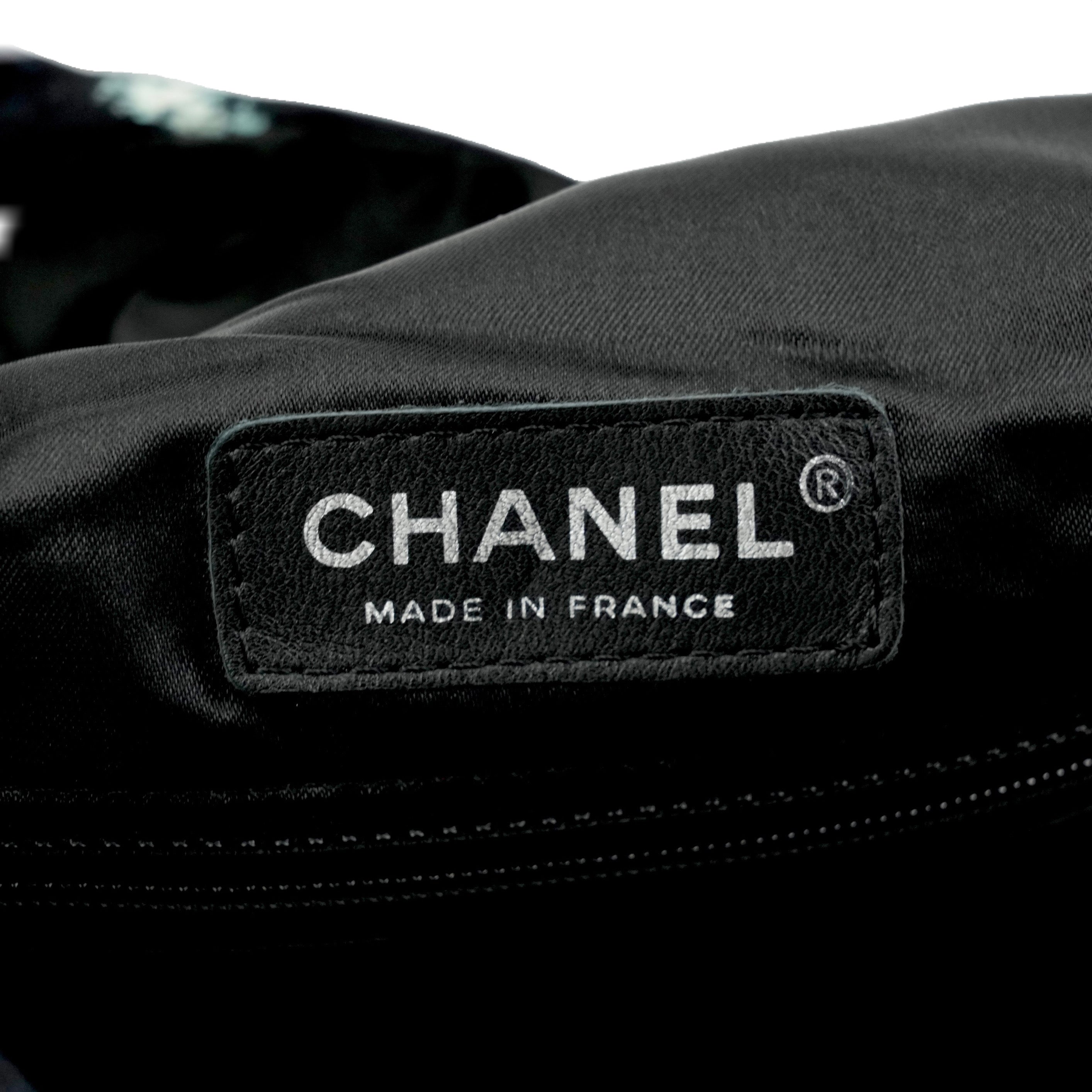 CHANEL 2006-2008 New Travel Line Hawaii Limited Tote Bag/Shoulder Bag