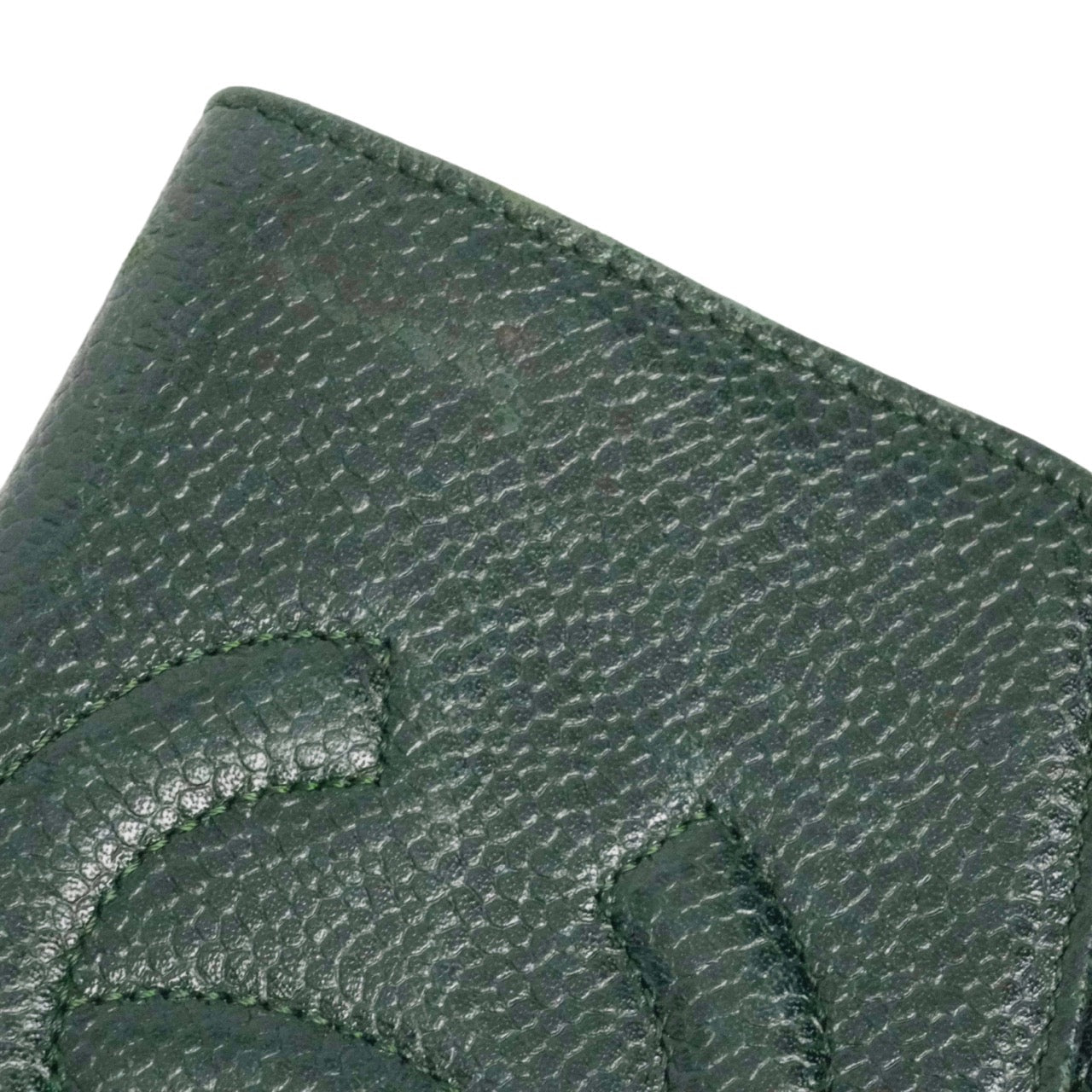 CHANEL 1996–1997 Coco Mark Caviar Leather Bi-Fold Long Wallet