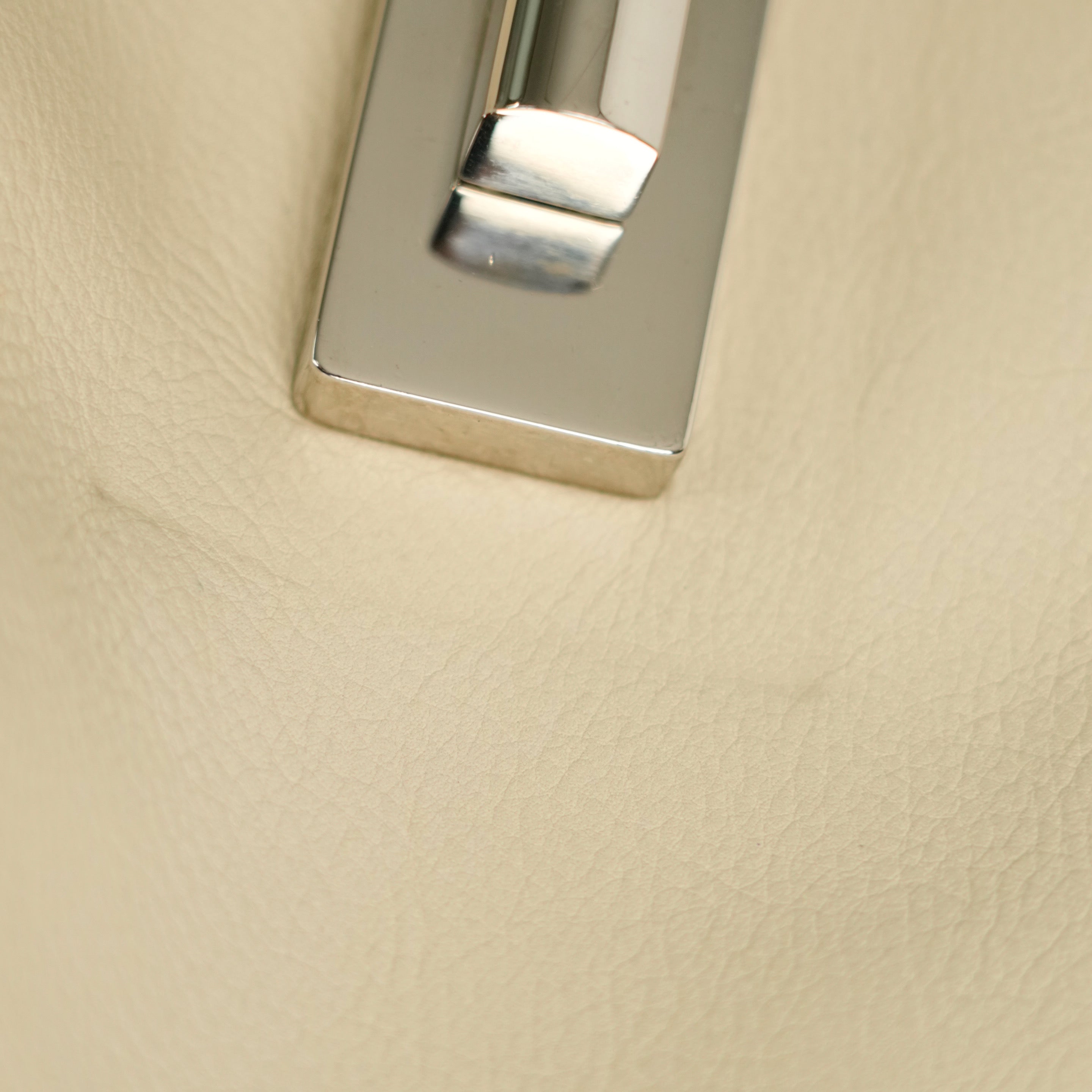 CHANEL 2008–2009 2.55 Chain Shoulder Bag