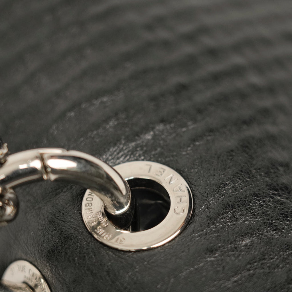 CHANEL 2009–2010 Coco Mark Chain Shoulder Bag