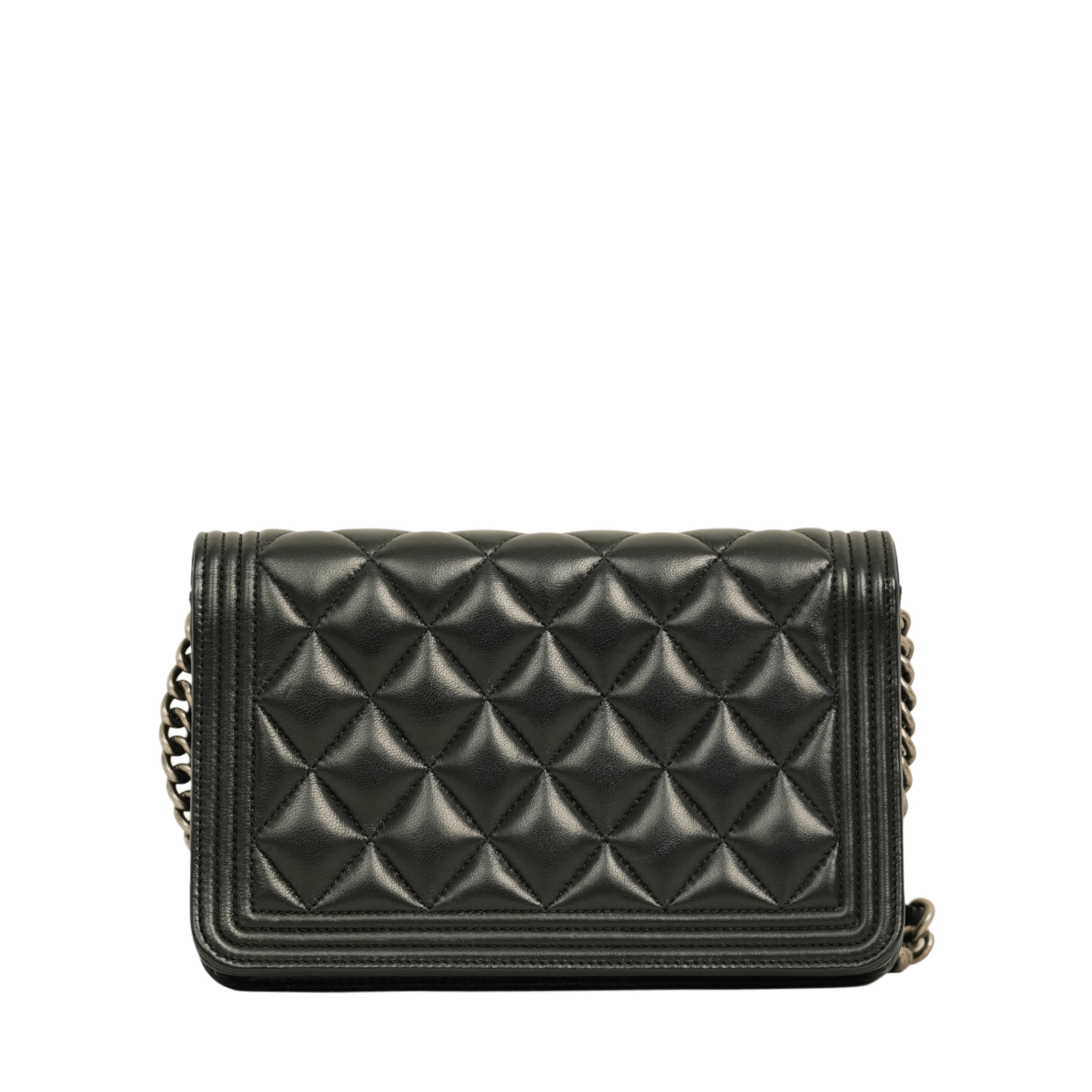 CHANEL Boy Chanel Matelassé Coco Mark Chain Wallet / Shoulder Bag