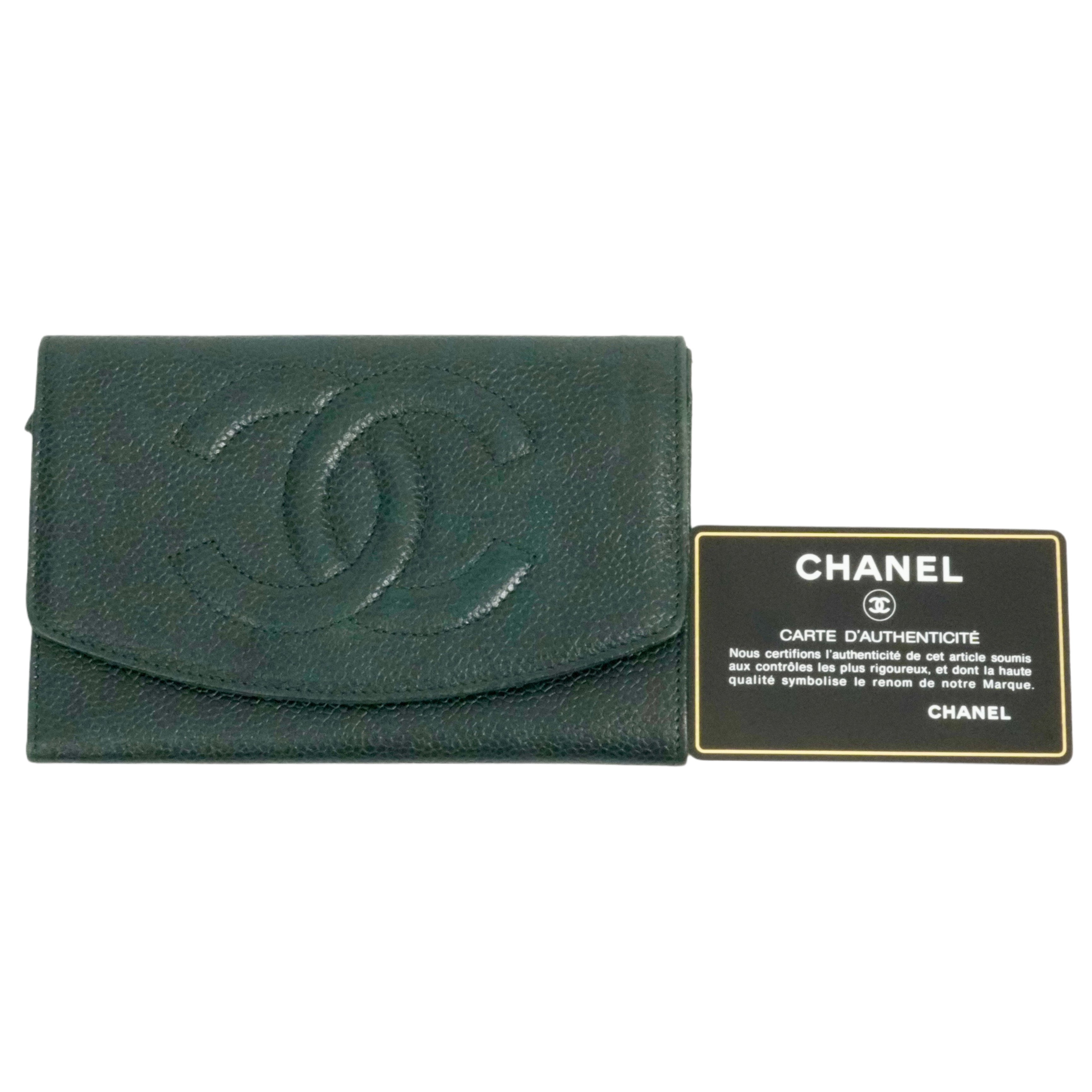 CHANEL 1996–1997 Coco Mark Caviar Leather Bi-Fold Long Wallet