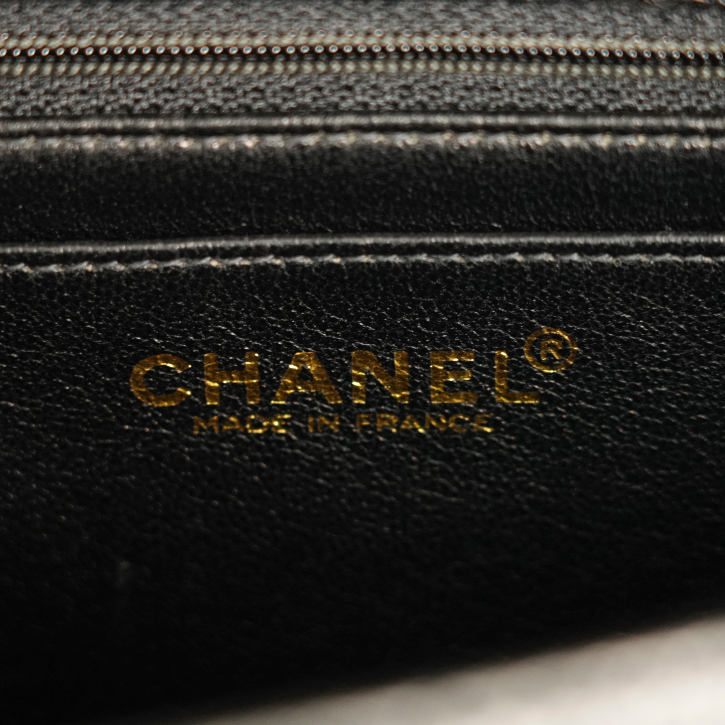 CHANEL 1997–1999 Matelasse Caviar Skin Shoulder Bag/Handbag 2Way
