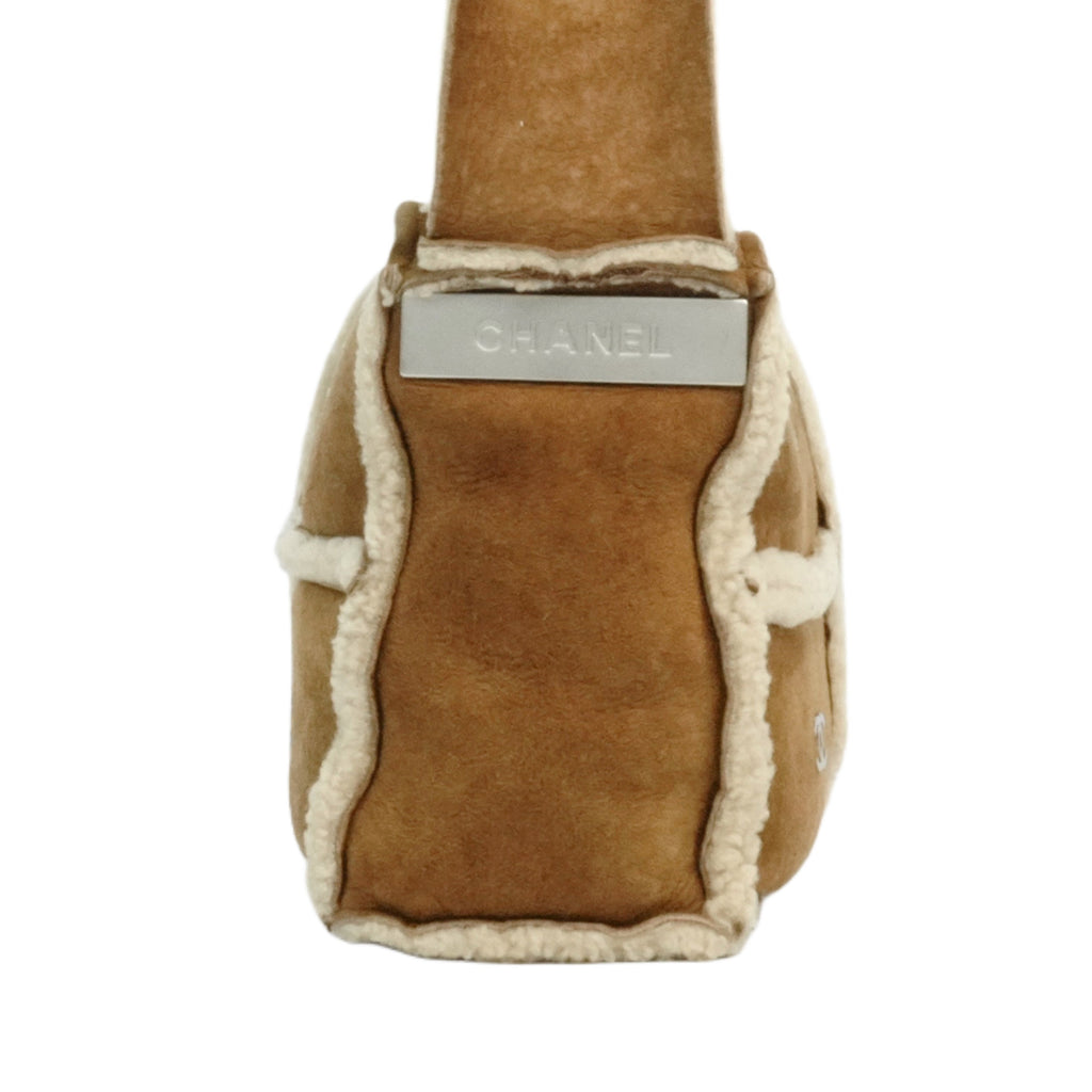CHANEL 2000-2002 Coco Mark Mouton Shoulder Bag