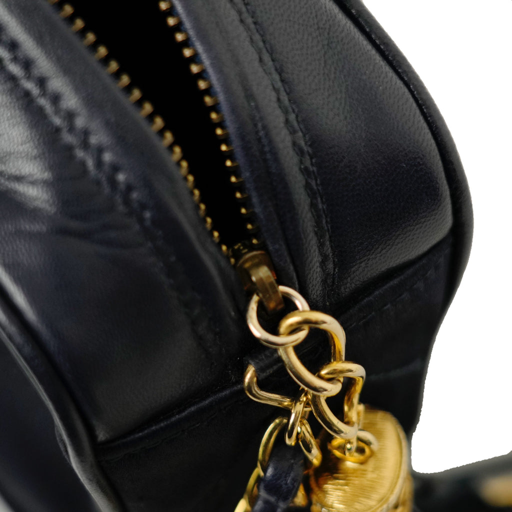 CHANEL 1986-1988 Matelasse Fringe Chain Satin Shoulder Bag