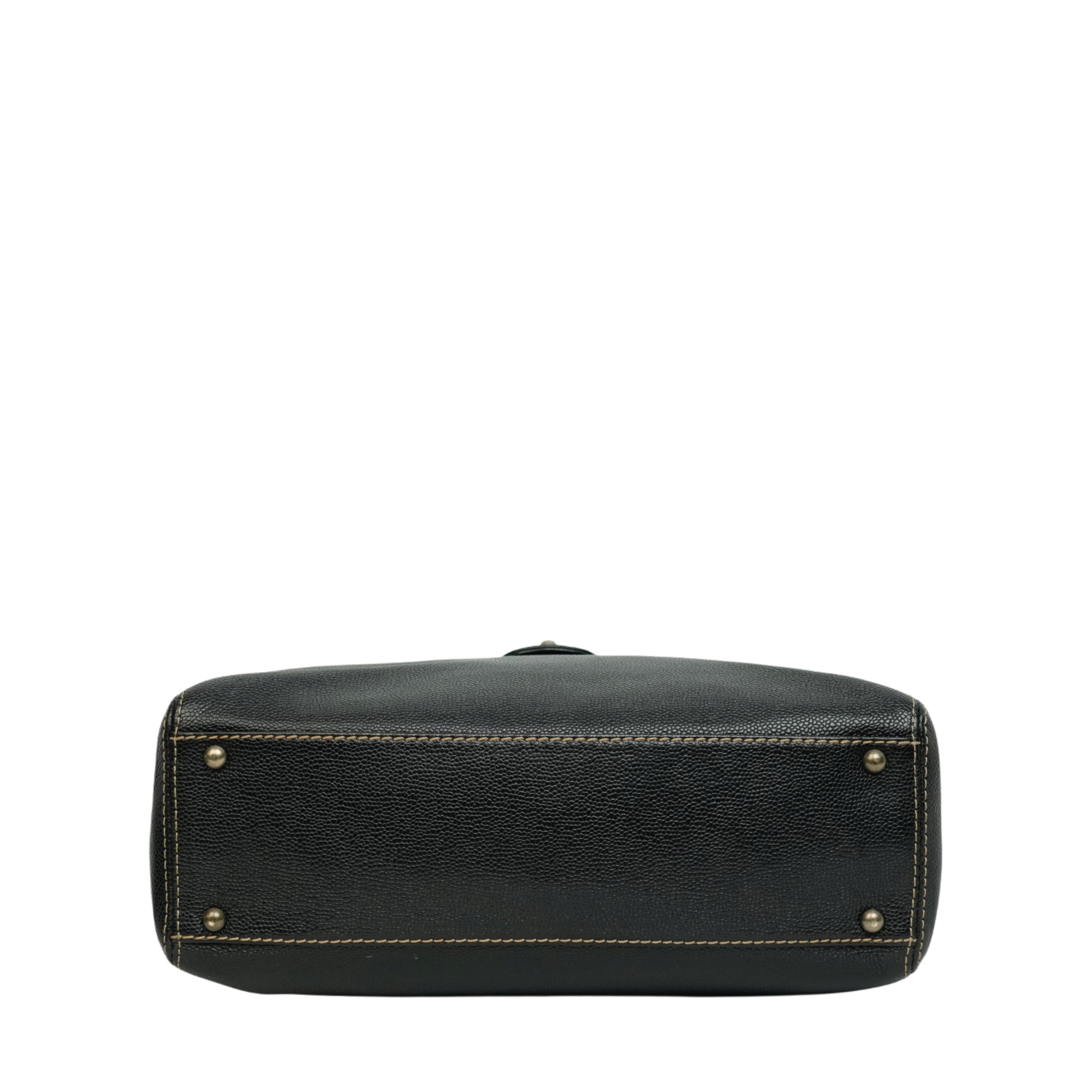 CHANEL 2002–2003 Chain Caviar Leather Shoulder Bag