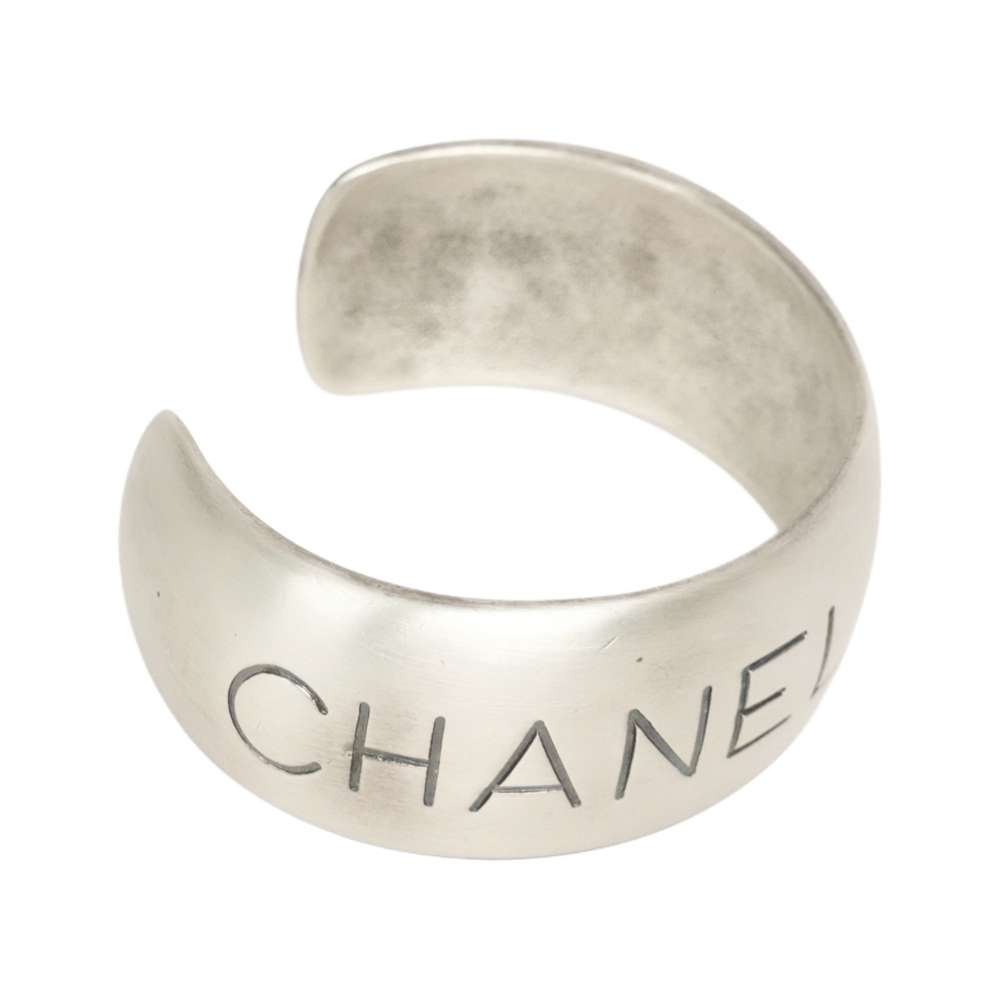 CHANEL Bangle