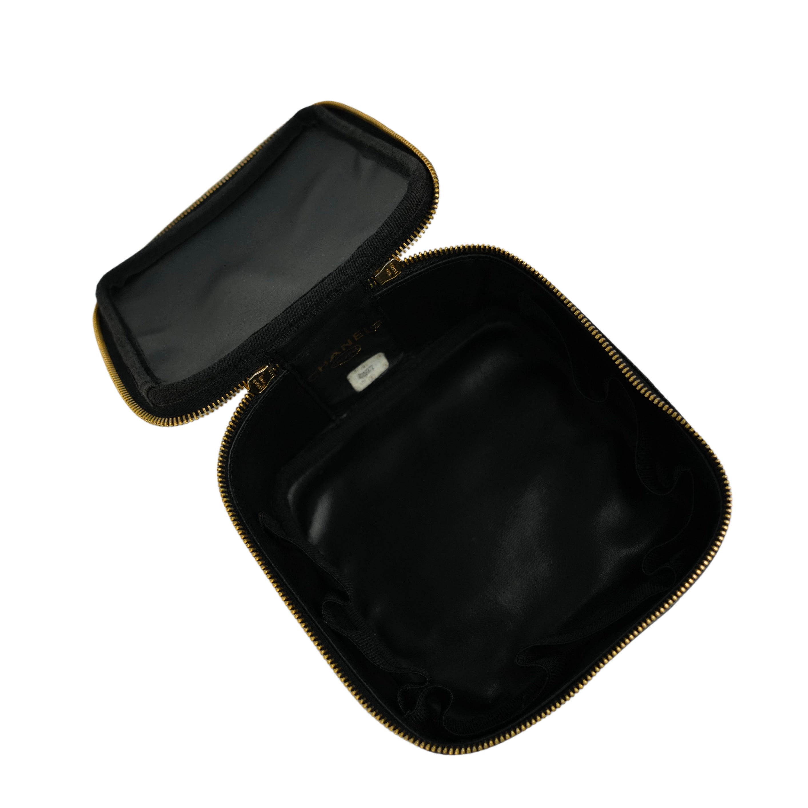 CHANEL 1996–1997 Caviar Leather Vanity Handbag