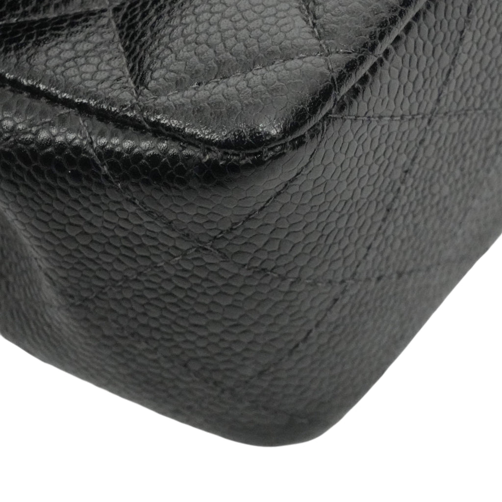 CHANEL 2004-2005 Matelassé 25W Chain Shoulder Bag in Caviar Skin