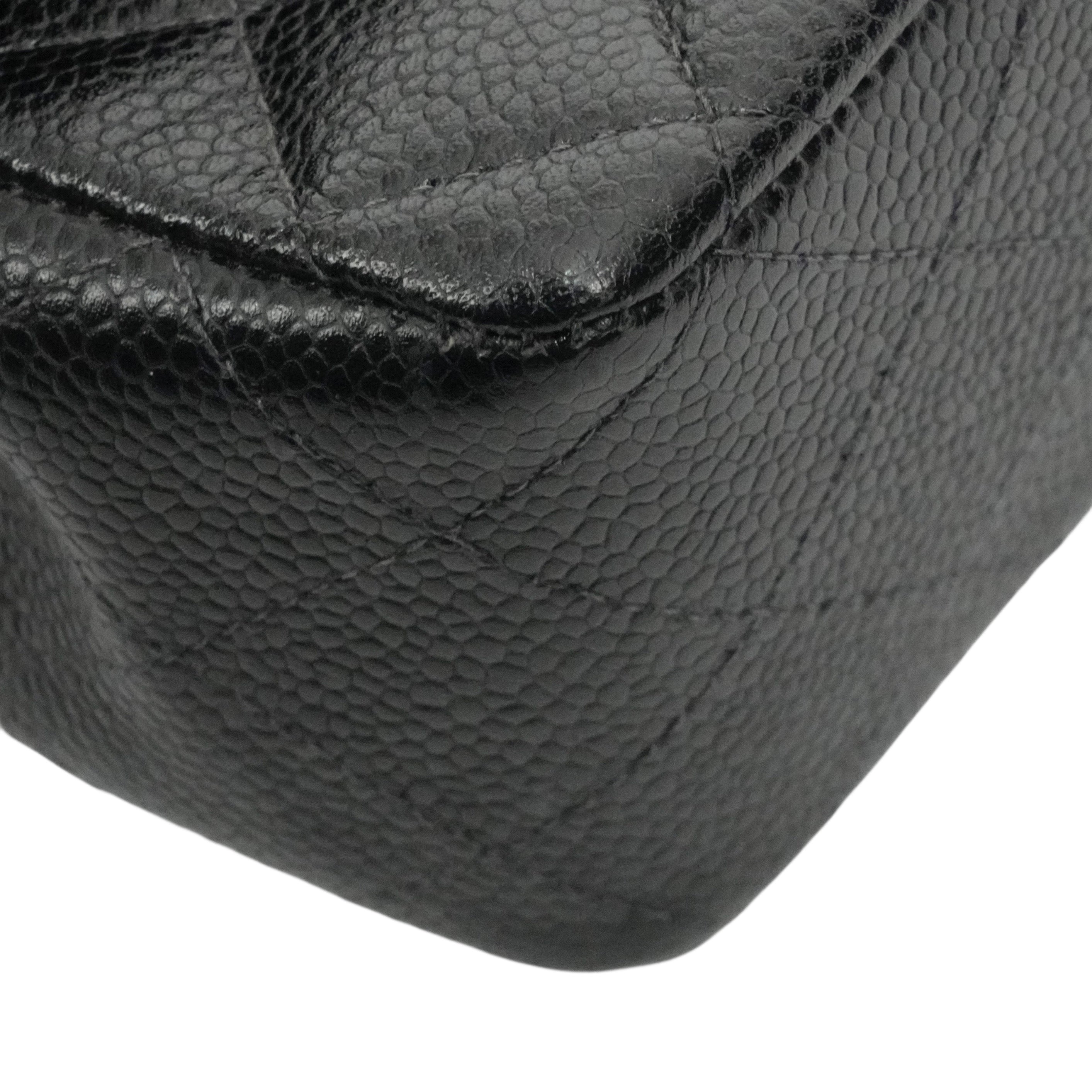 CHANEL 2004-2005 Matelassé 25W Chain Shoulder Bag in Caviar Skin