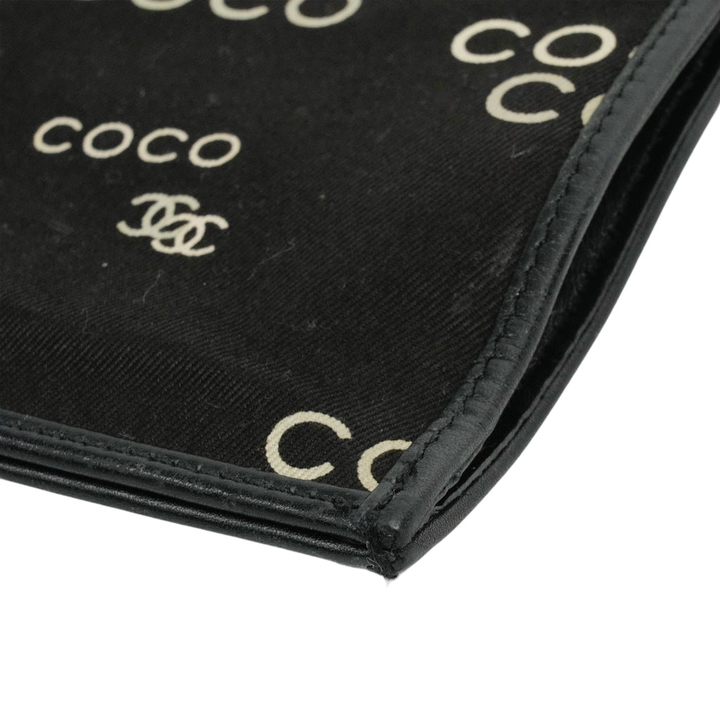 CHANEL 2002-2003 Coco Chain Tote Bag