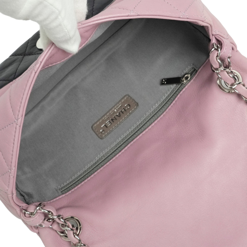 CHANEL 2008–2009 Matelassé Bicolor Chain Shoulder Bag