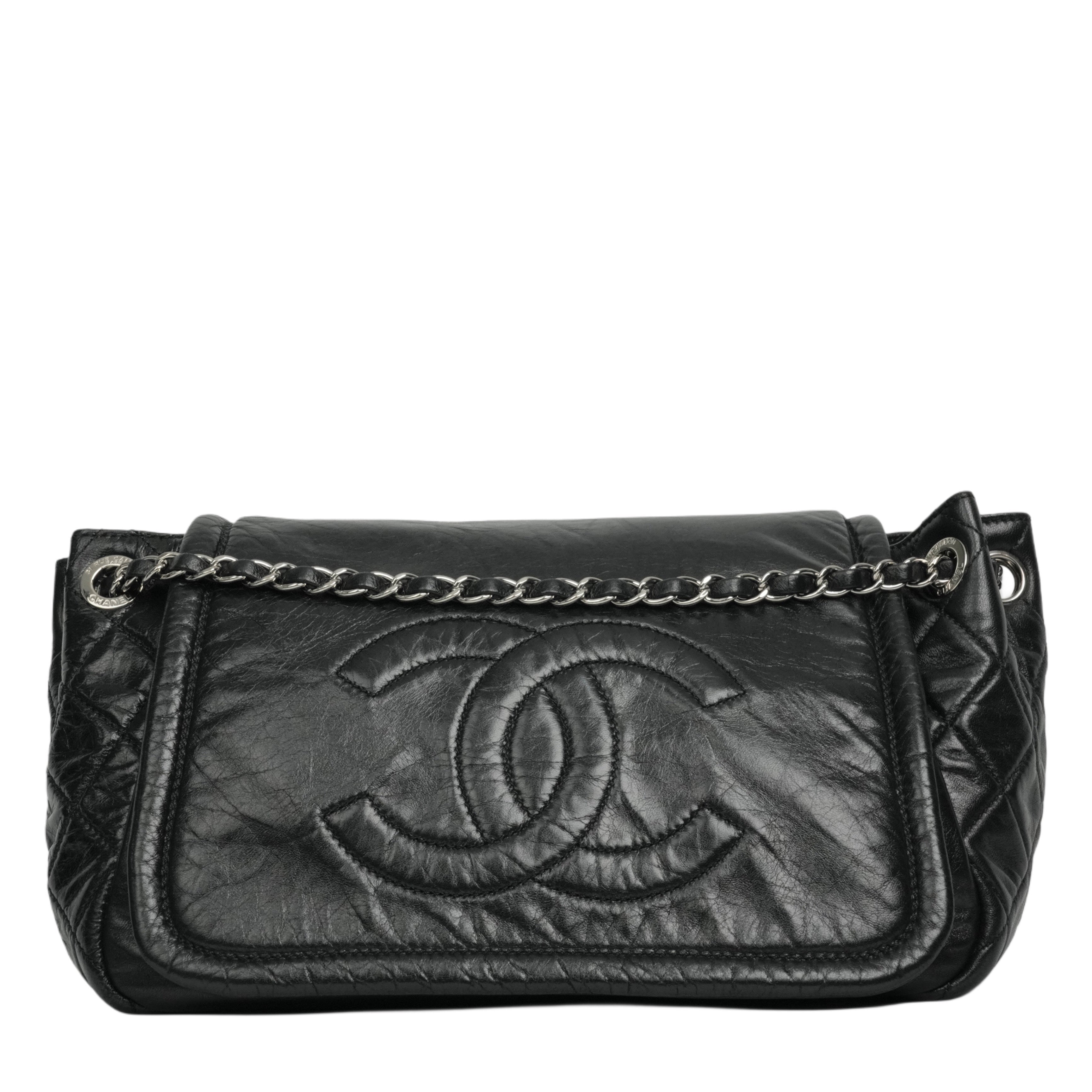 CHANEL 2009-2010 Matelassé Coco Mark Lambskin Shoulder Bag