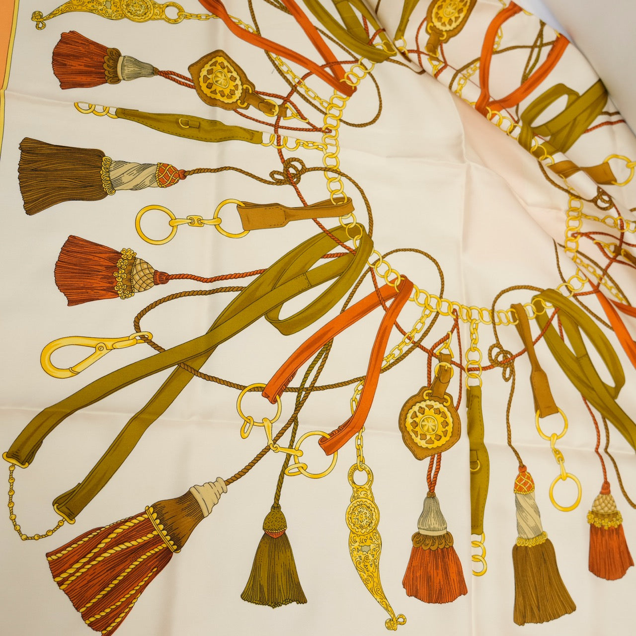 CELINE Tassel Chain Carre 90 Scarf