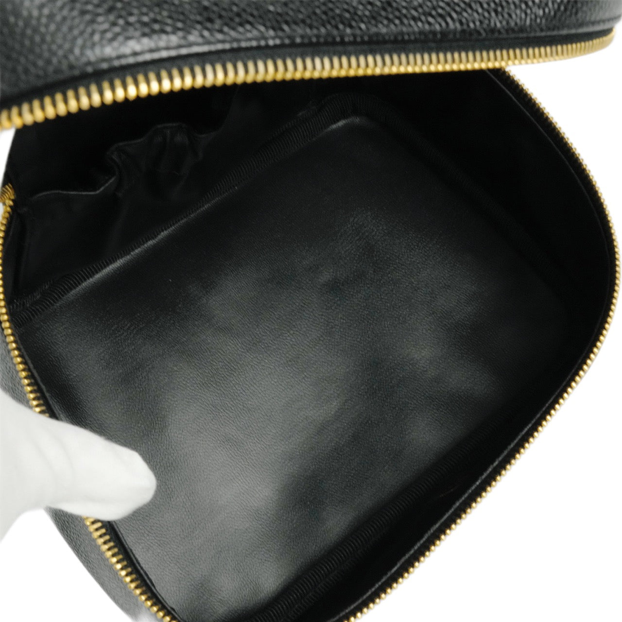 CHANEL 1994-1996 Vanity Caviar Skin Handbag