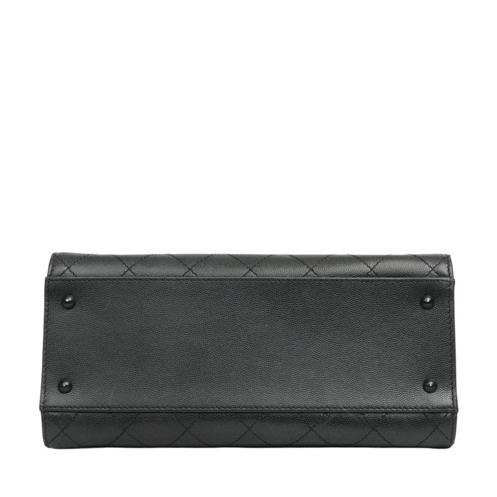 CHANEL 1997–1999 2.55 Matelassé Chain Caviar Skin Shoulder Bag