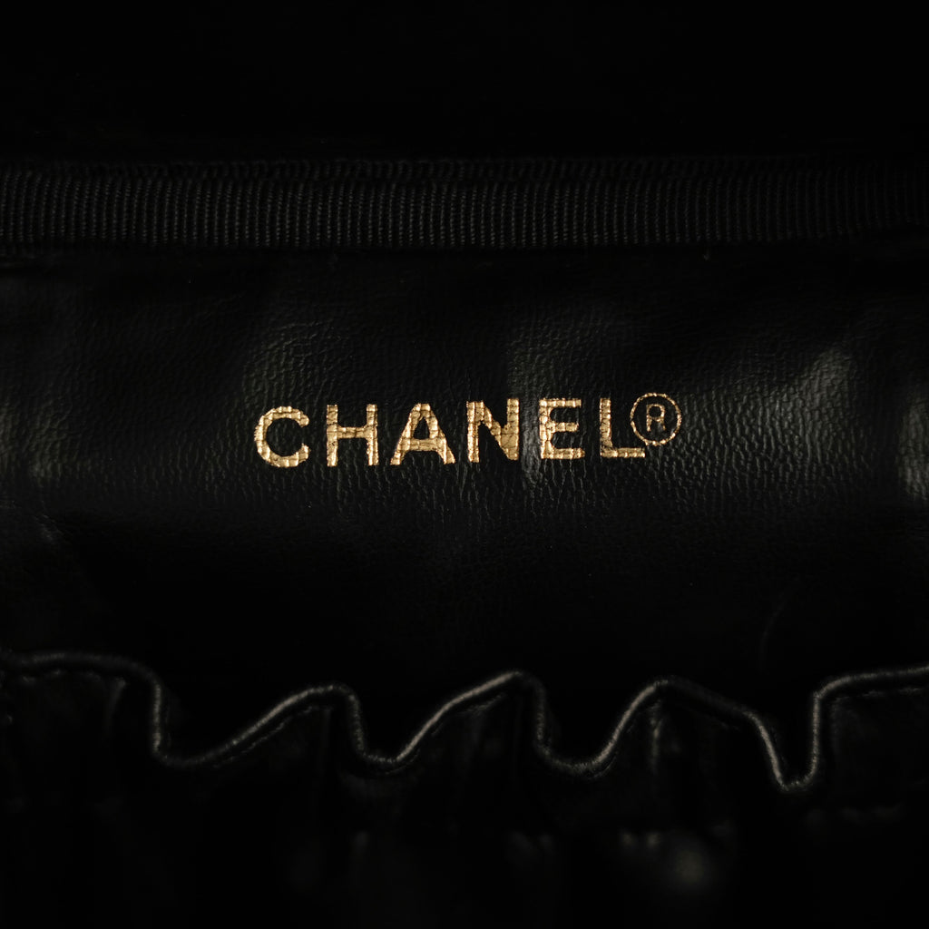 CHANEL 1997-1999 Vanity Caviar Skin Handbag