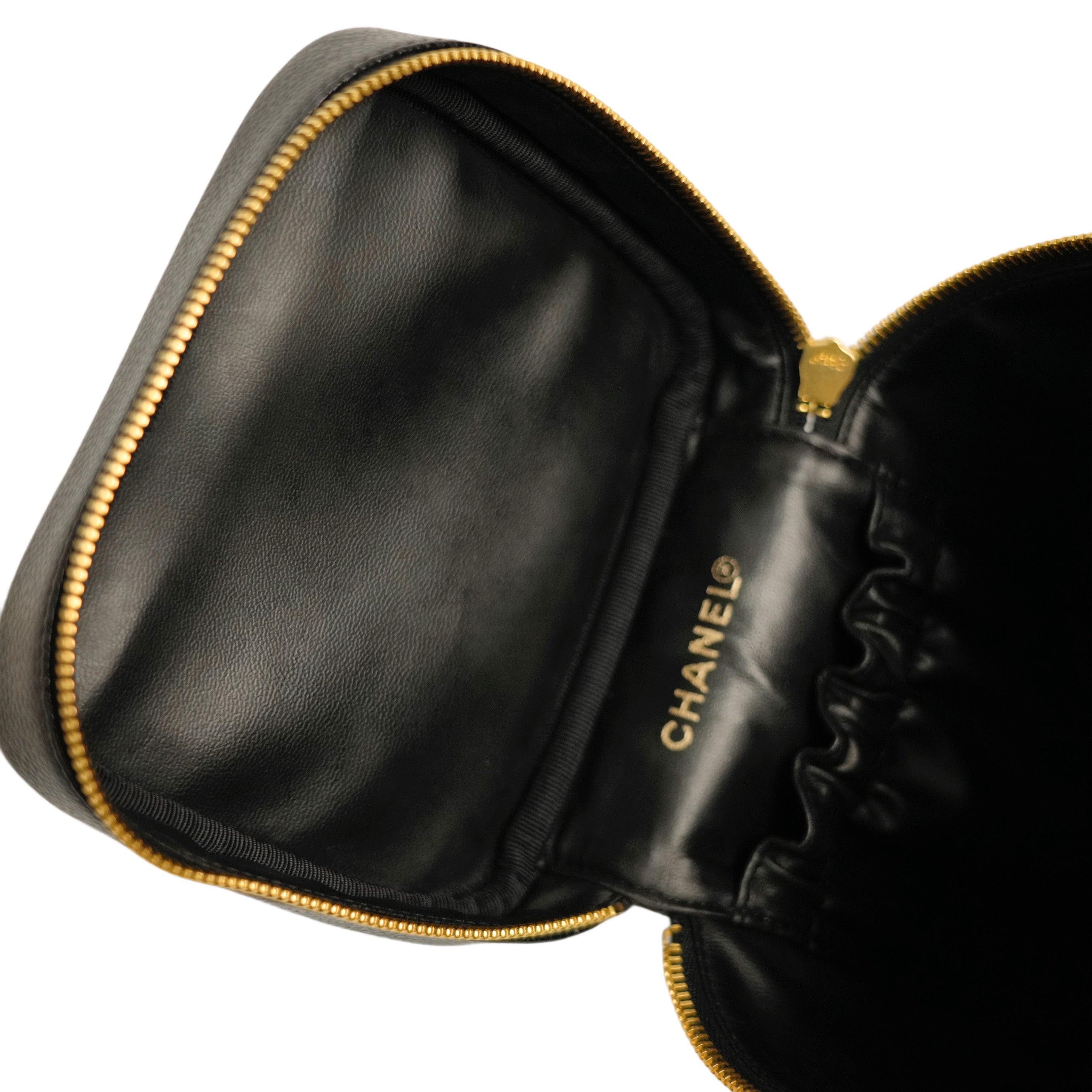 CHANEL 1997-1999 Vanity Caviar Skin Handbag