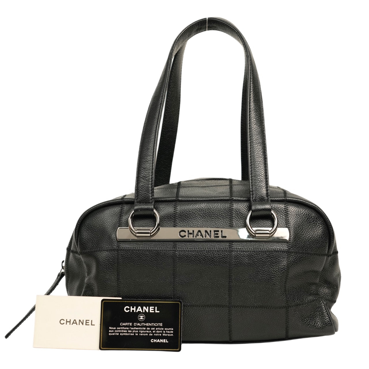 CHANEL 2004–2005 Chocolate Bar Stitch Shoulder Bag