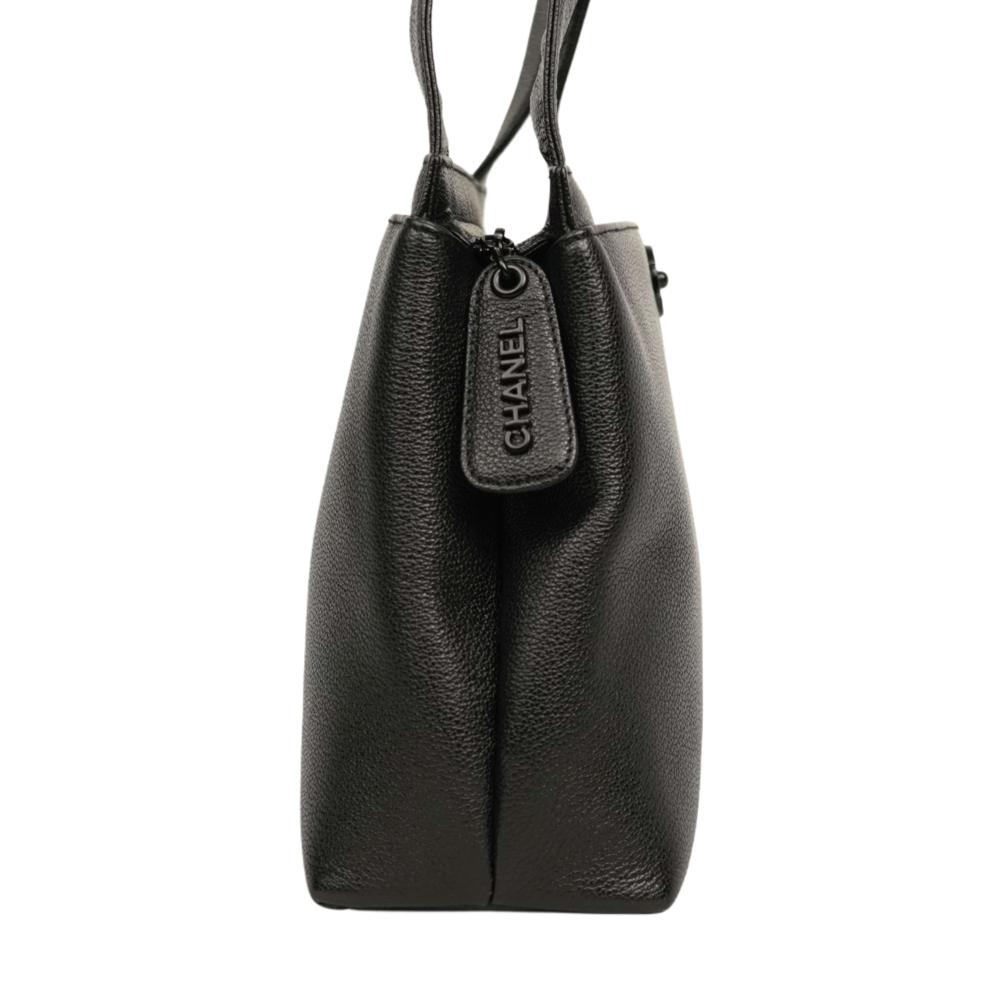 CHANEL 1997–1999 Coco Mark Handbag / Shoulder Bag