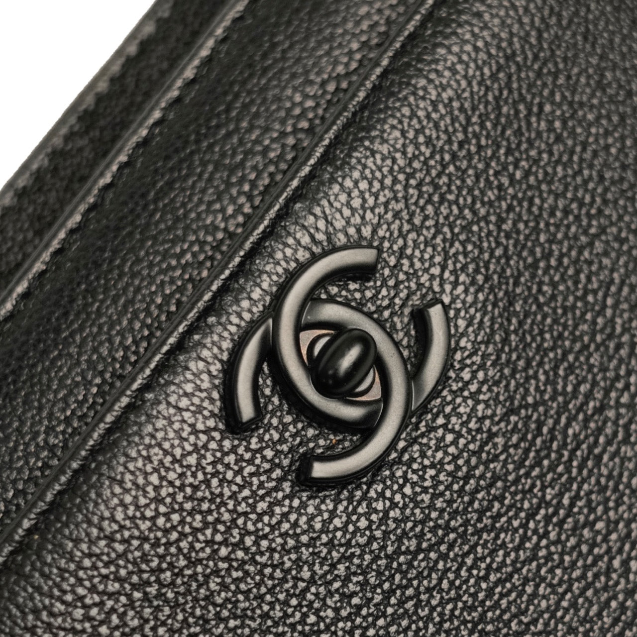 CHANEL 1997–1999 Coco Mark Handbag / Shoulder Bag