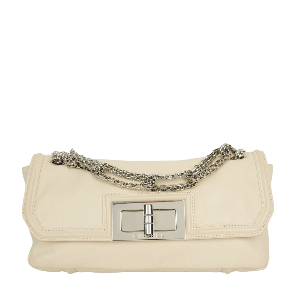 CHANEL 2008–2009 2.55 Chain Shoulder Bag