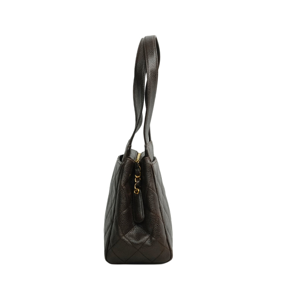 CHANEL 1996–1997 Matelasse Caviar Skin Handbag