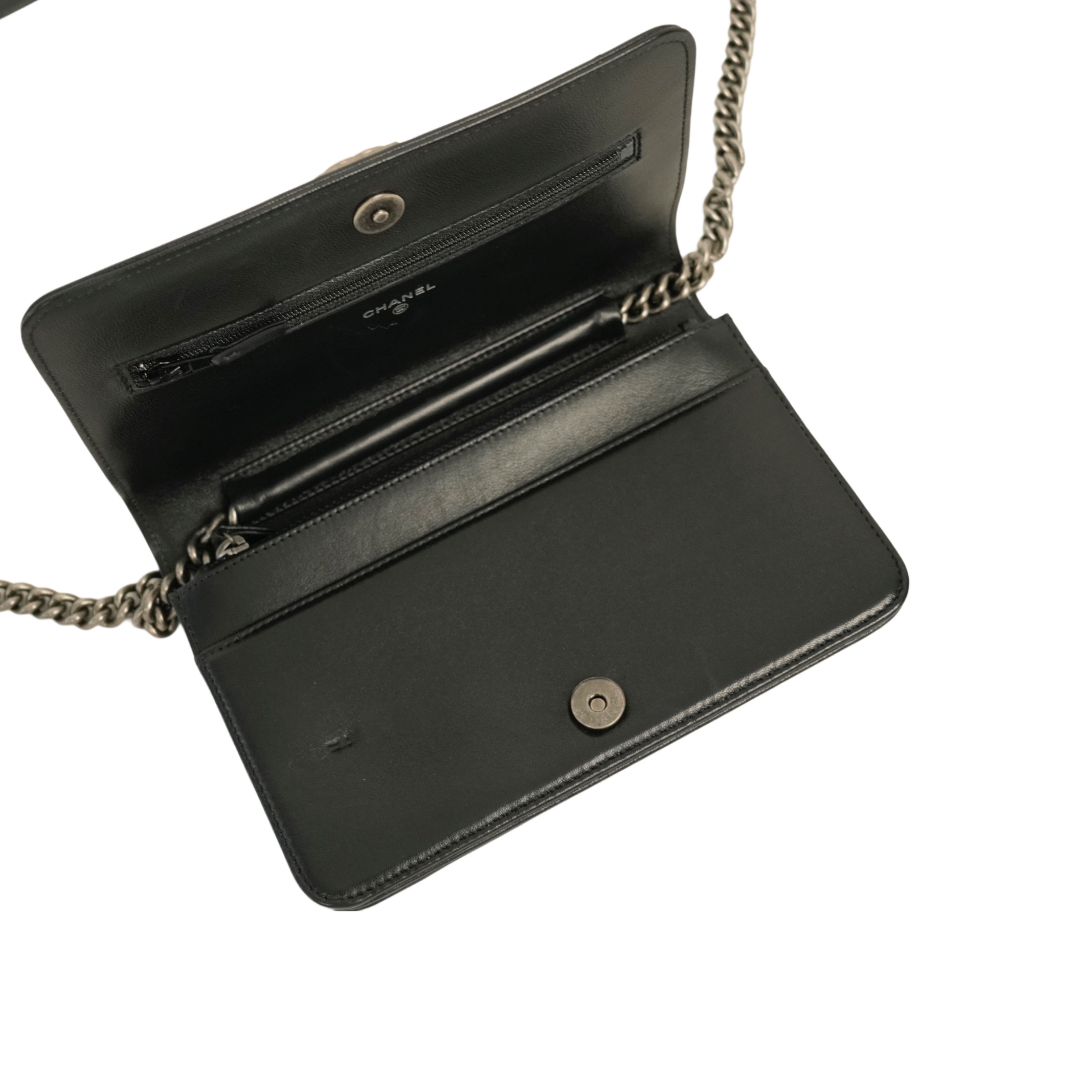 CHANEL Boy Chanel Matelassé Coco Mark Chain Wallet / Shoulder Bag