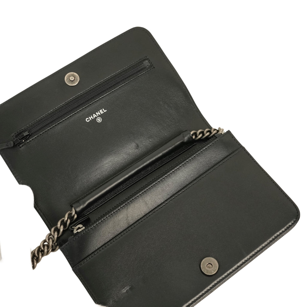 CHANEL Boy Chanel Matelassé Coco Mark Chain Wallet / Shoulder Bag