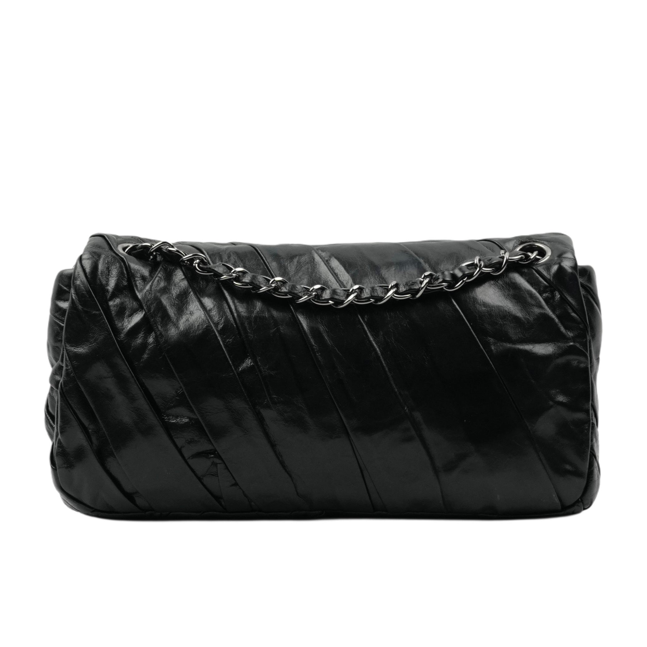 CHANEL 2009-2010 Pleated Shoulder Bag