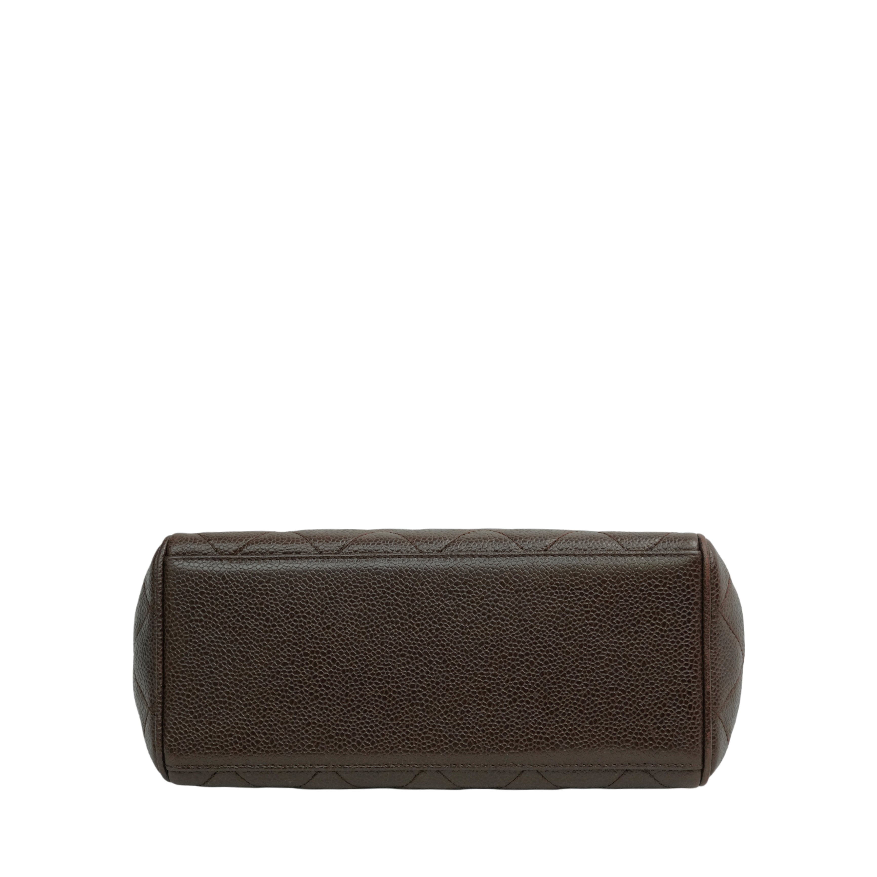 CHANEL 1996–1997 Matelasse Caviar Skin Handbag