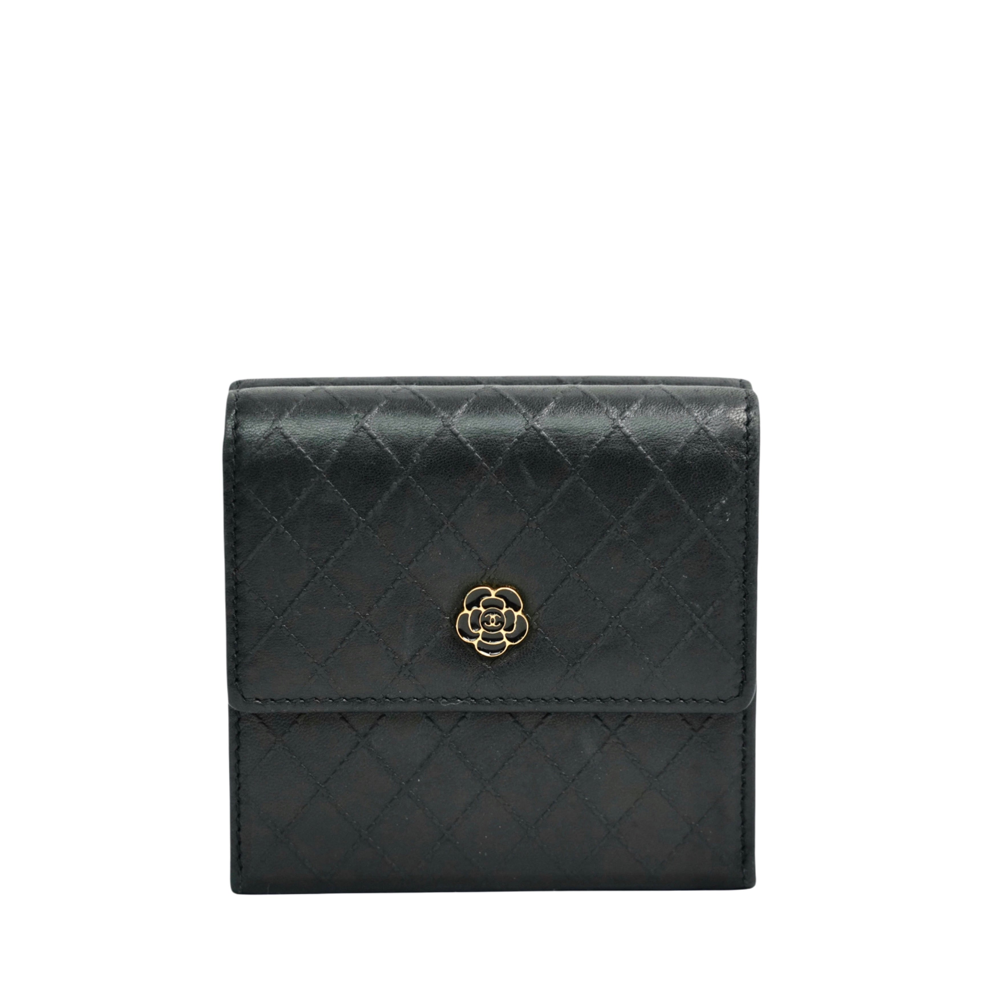CHANEL 2004–2005 Ginza Limited Camellia Trifold Wallet