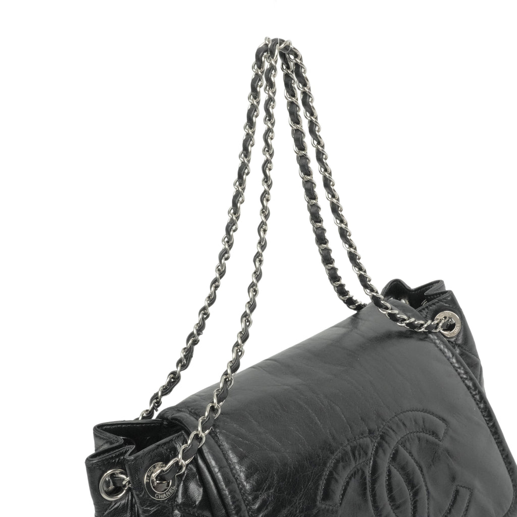 CHANEL 2009-2010 Matelassé Coco Mark Lambskin Shoulder Bag