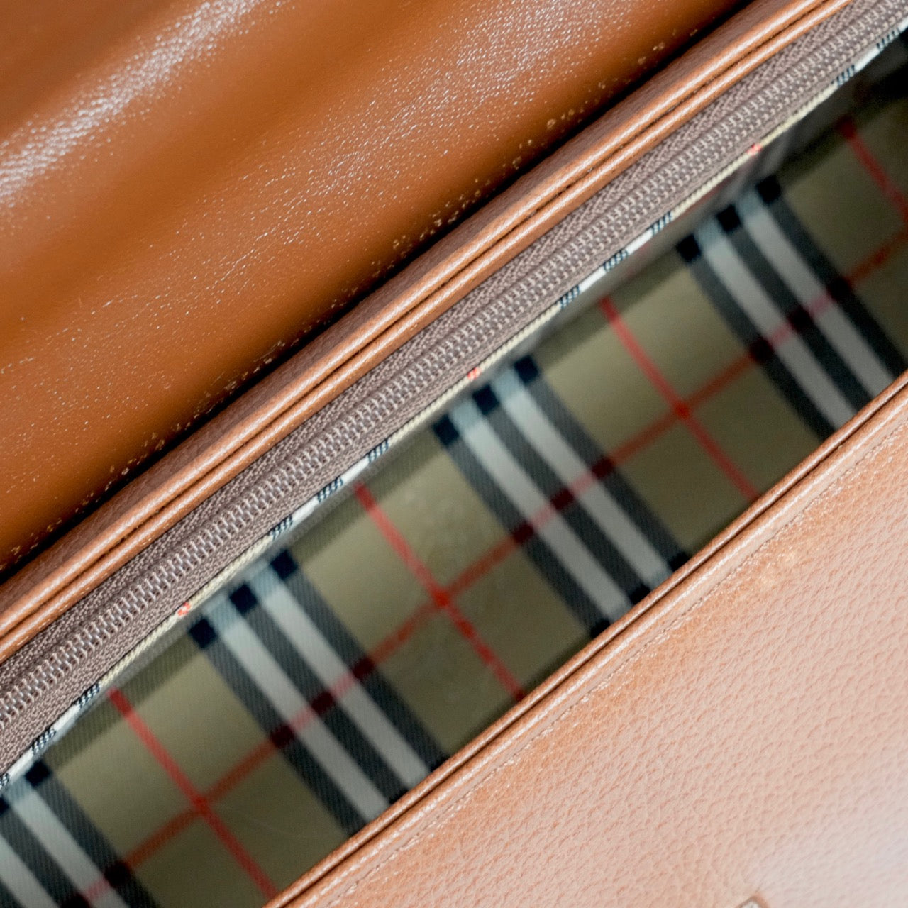 BURBERRY Handbag