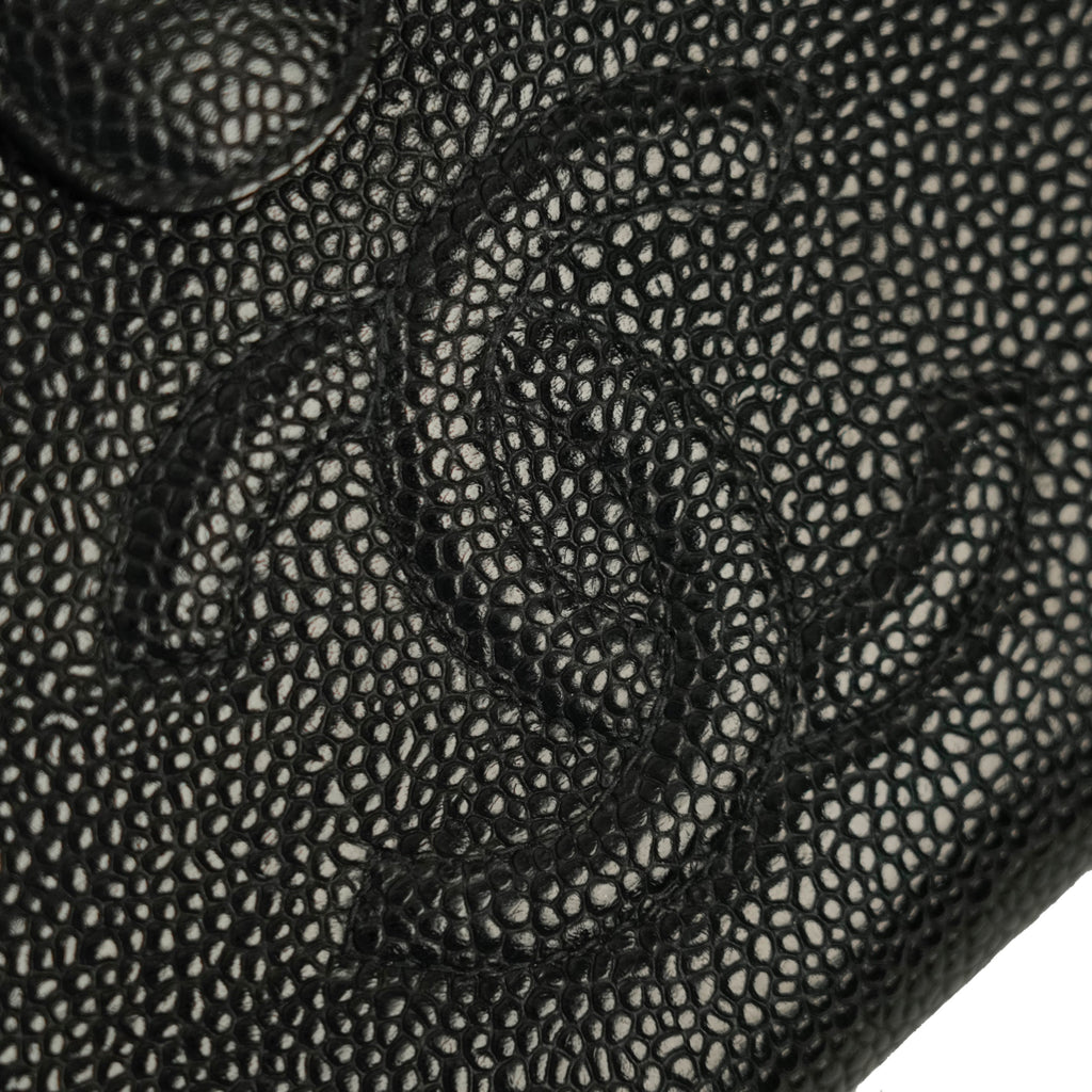 CHANEL 2003–2004 Coco Mark Caviar Skin Bifold Long Wallet