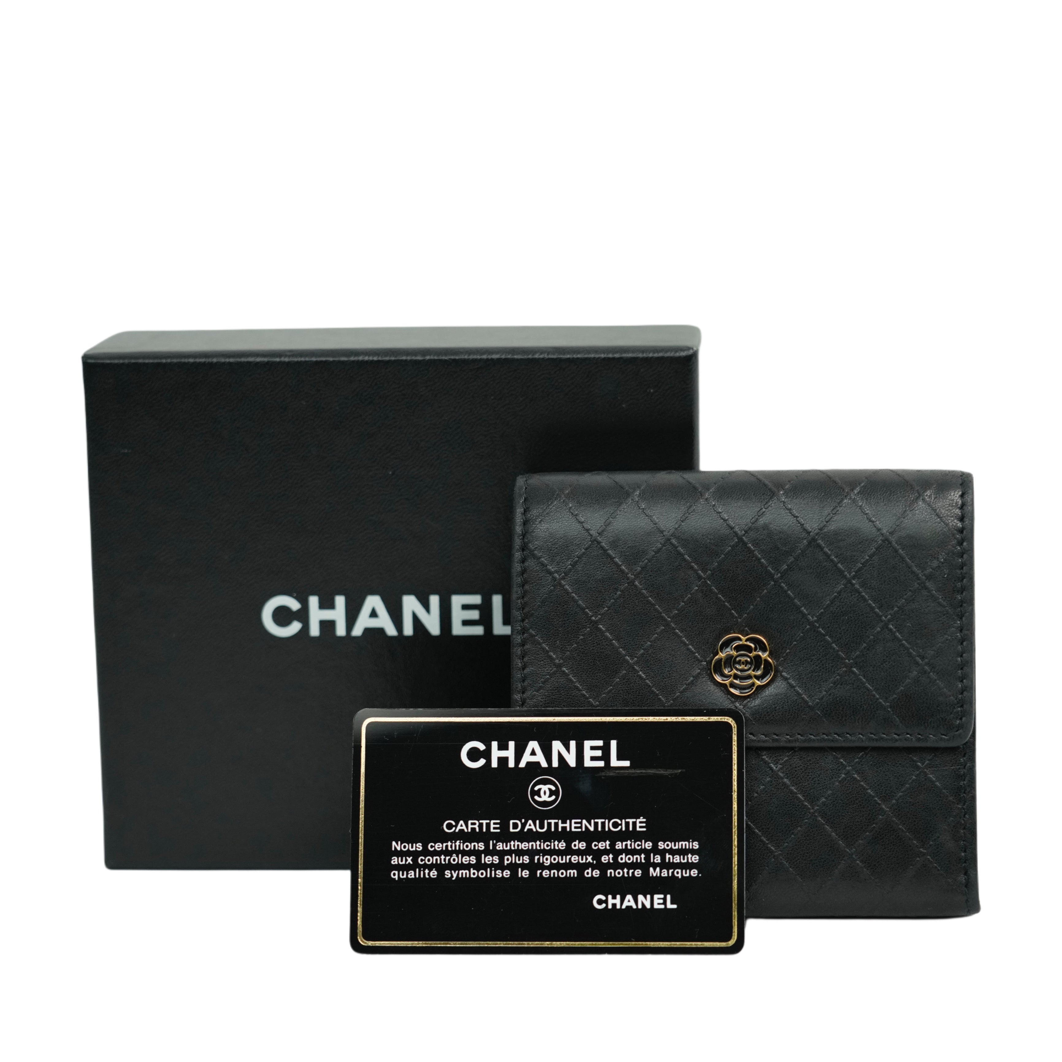 CHANEL 2004–2005 Ginza Limited Camellia Trifold Wallet