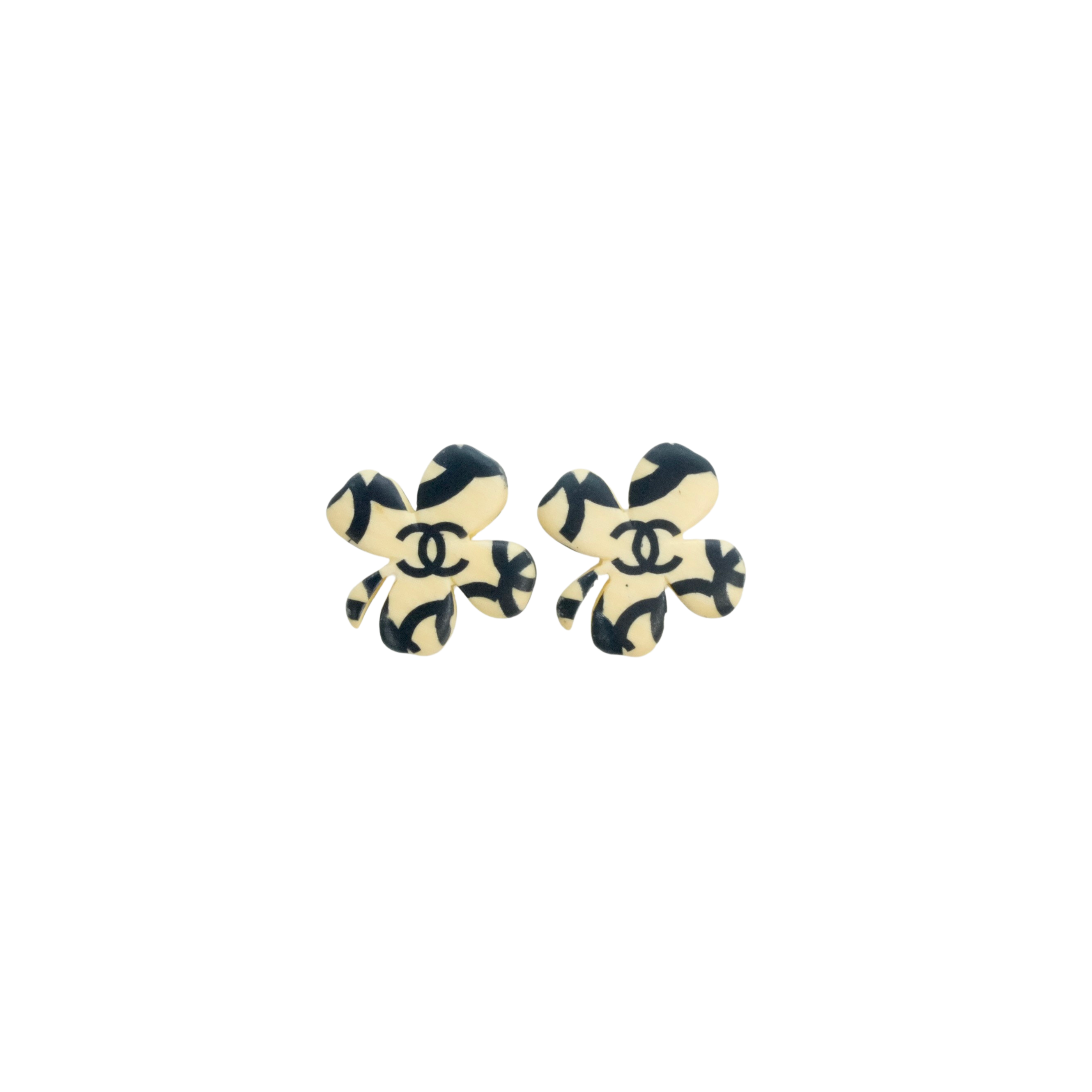 CHANEL Clover Motif Earrings
