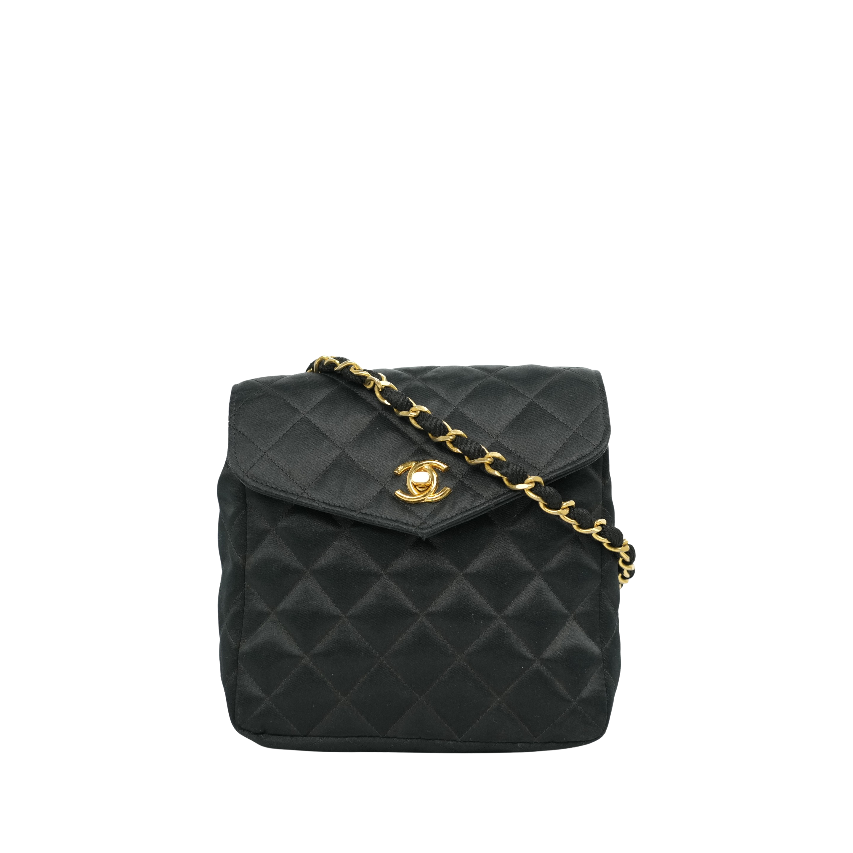 CHANEL 1986-1988 Matelassé Shoulder Bag