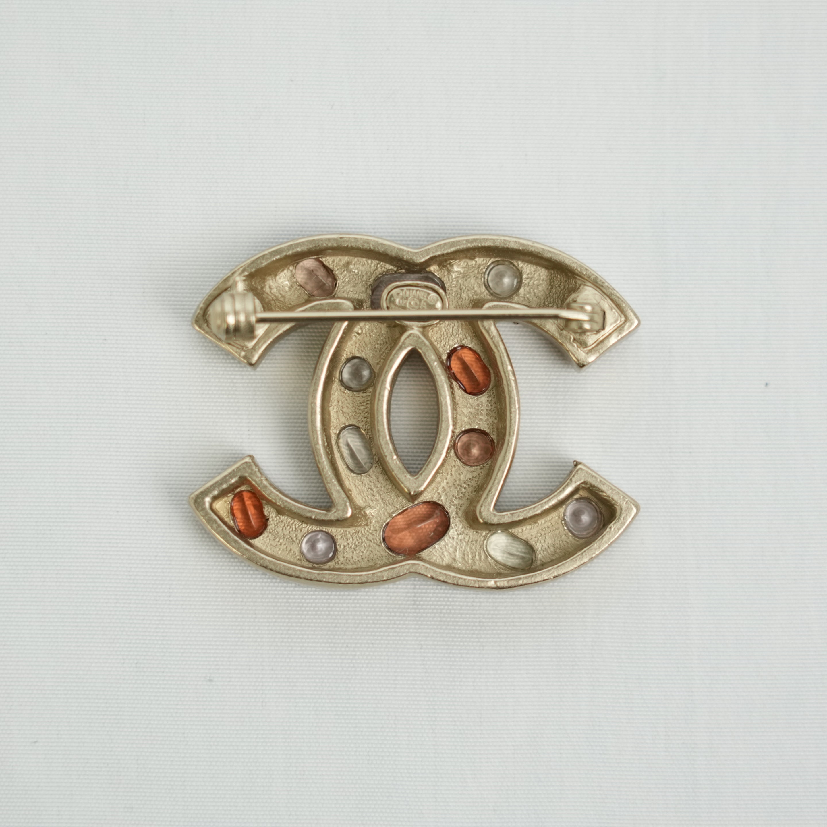 CHANEL 2002 Brooch