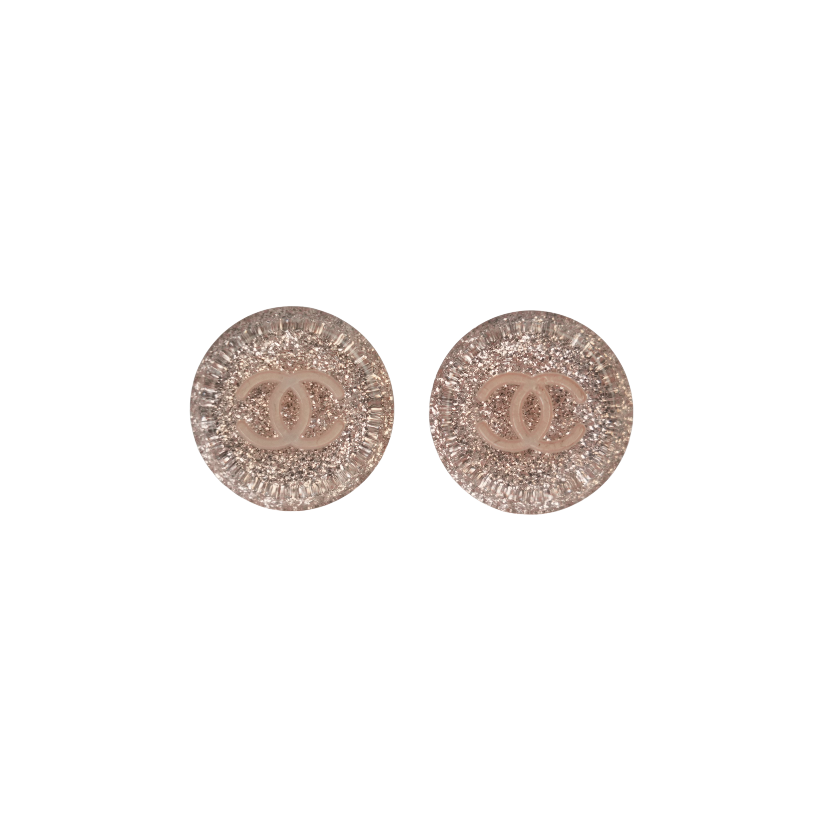 CHANEL 2000 Logo Earring