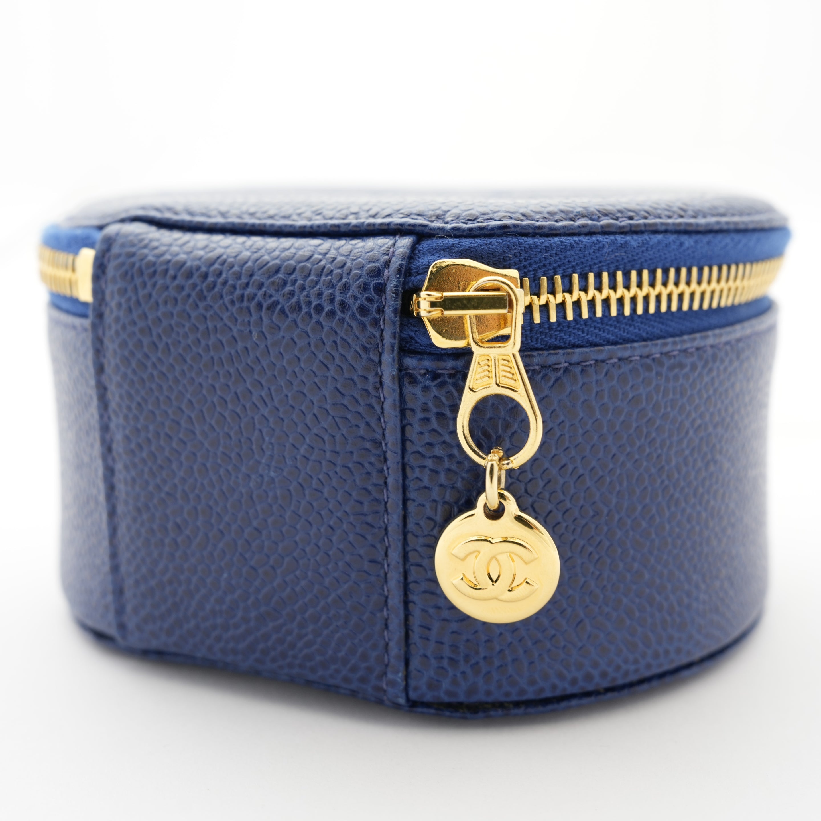 CHANEL 1994–1996 Caviar Skin Pouch Jewelry Case